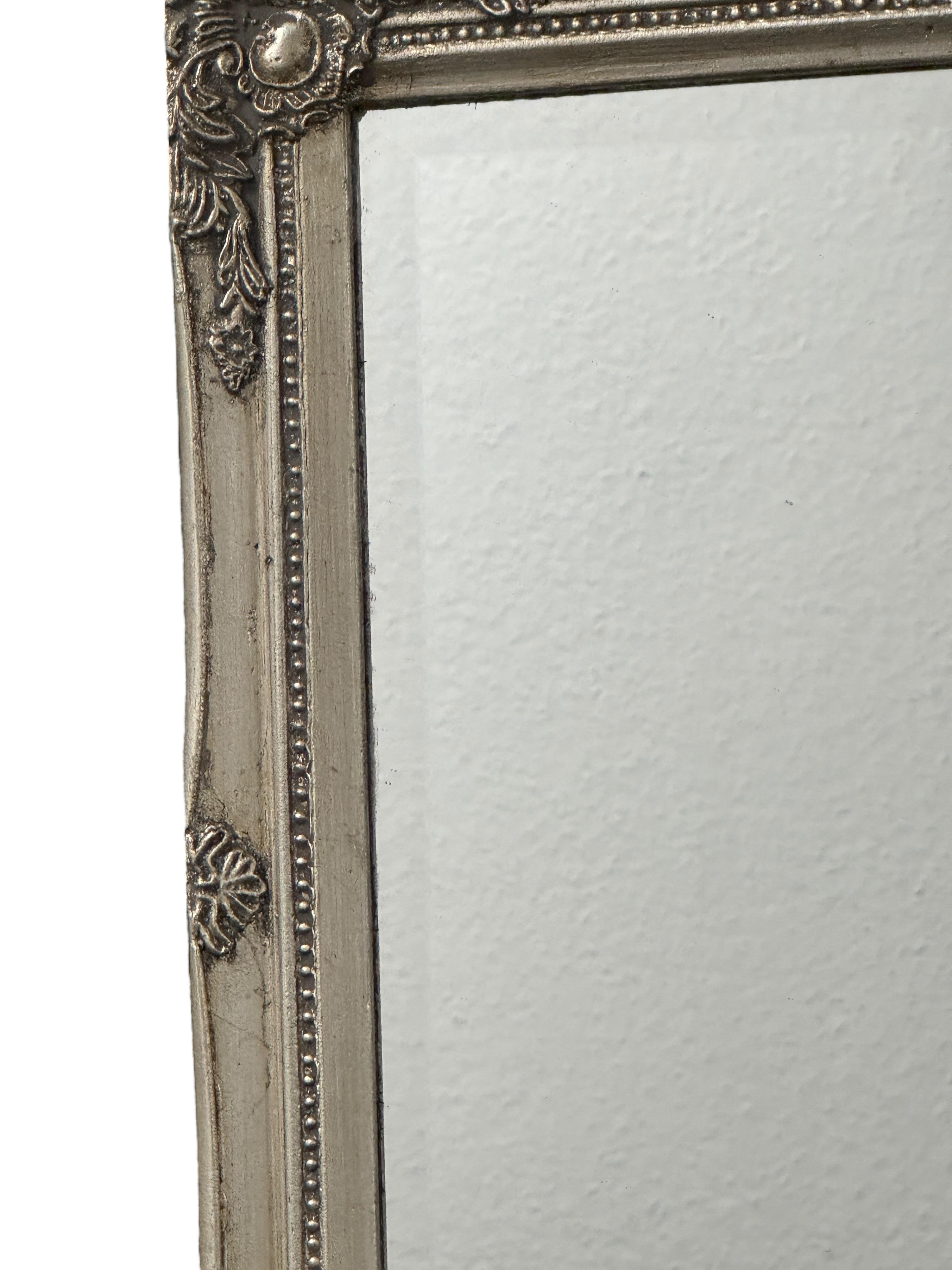 Mid-20th Century Beautiful Wall Mirror Silvered Wood Tole Toleware 1960s Italy For Sale