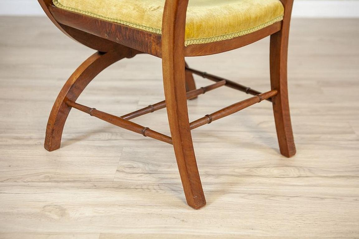 Precioso sillón de nogal de, principios del siglo XX en venta 8
