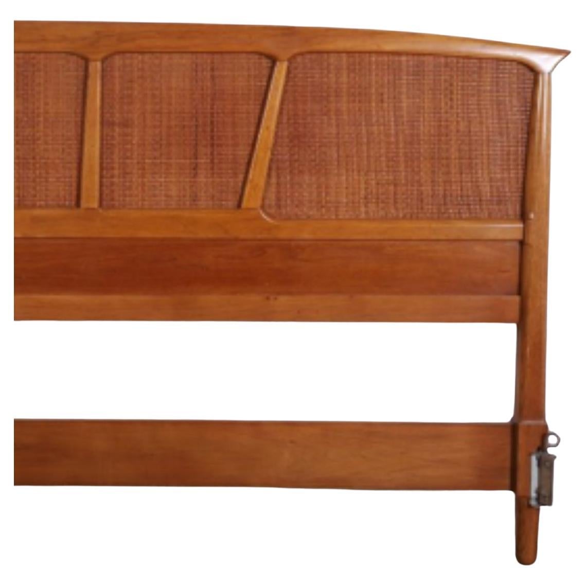 Mid-Century Modern Beautiful walnut sculpted cane King size bed headboard by Tomlinson For Sale