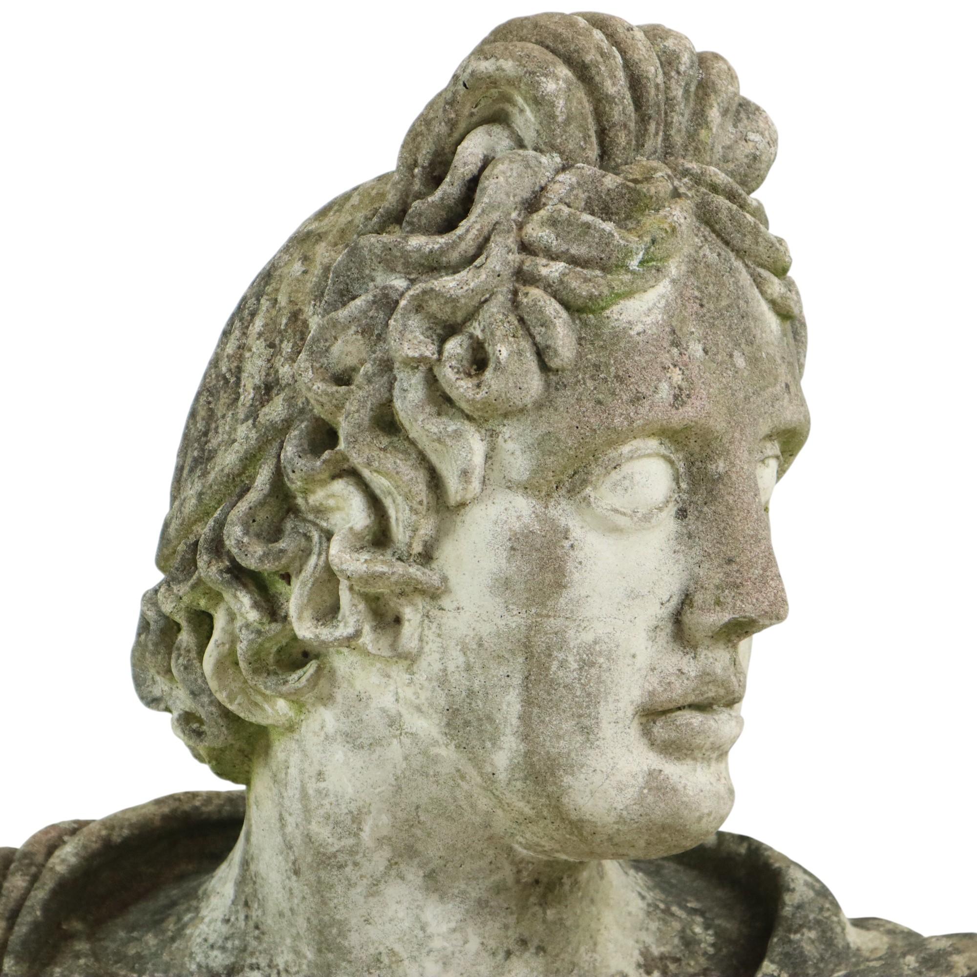Schöne verwitterte Apollo-Büste aus Steinguss-Gartenstatue 65cm im Angebot 3