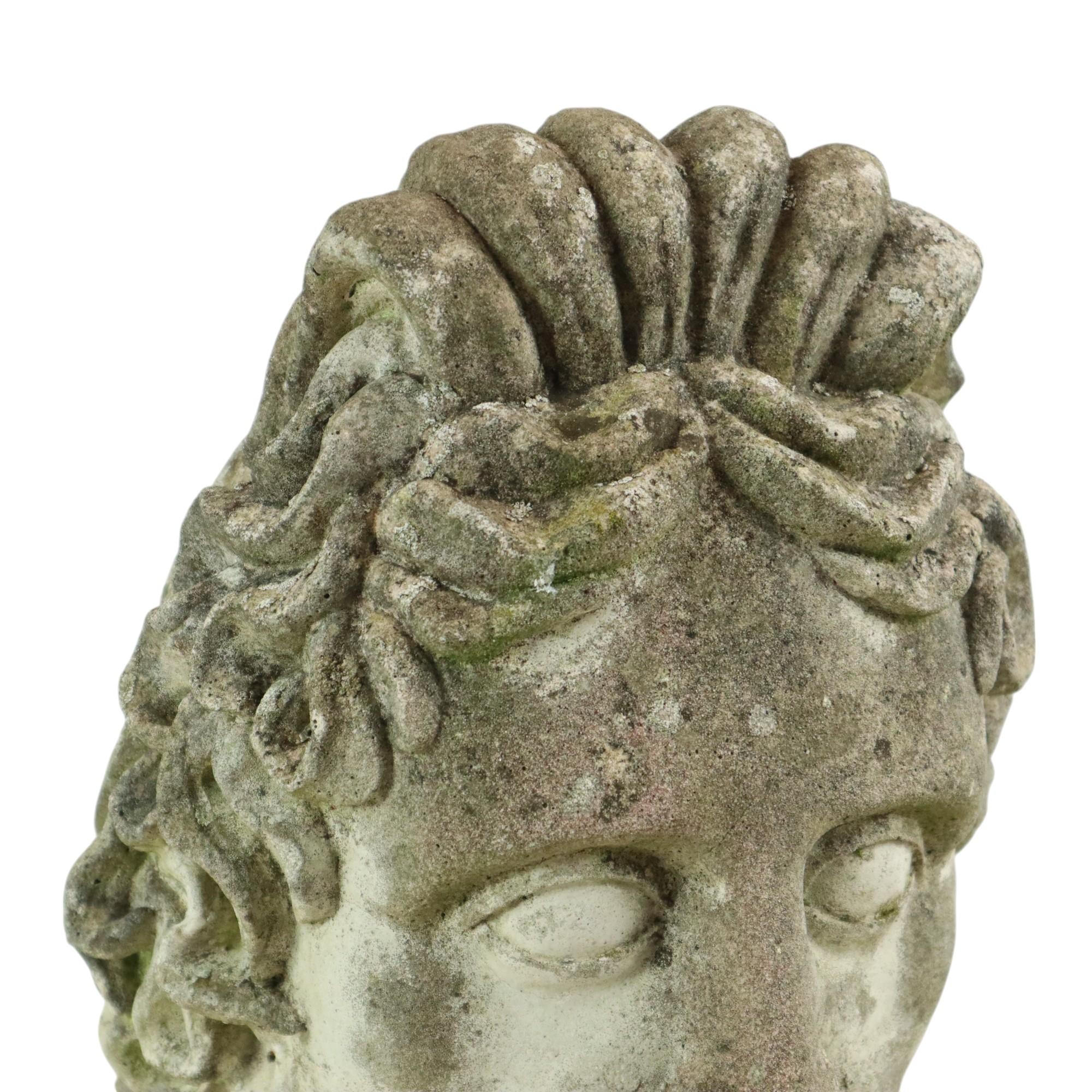 Schöne verwitterte Apollo-Büste aus Steinguss-Gartenstatue 65cm im Angebot 8