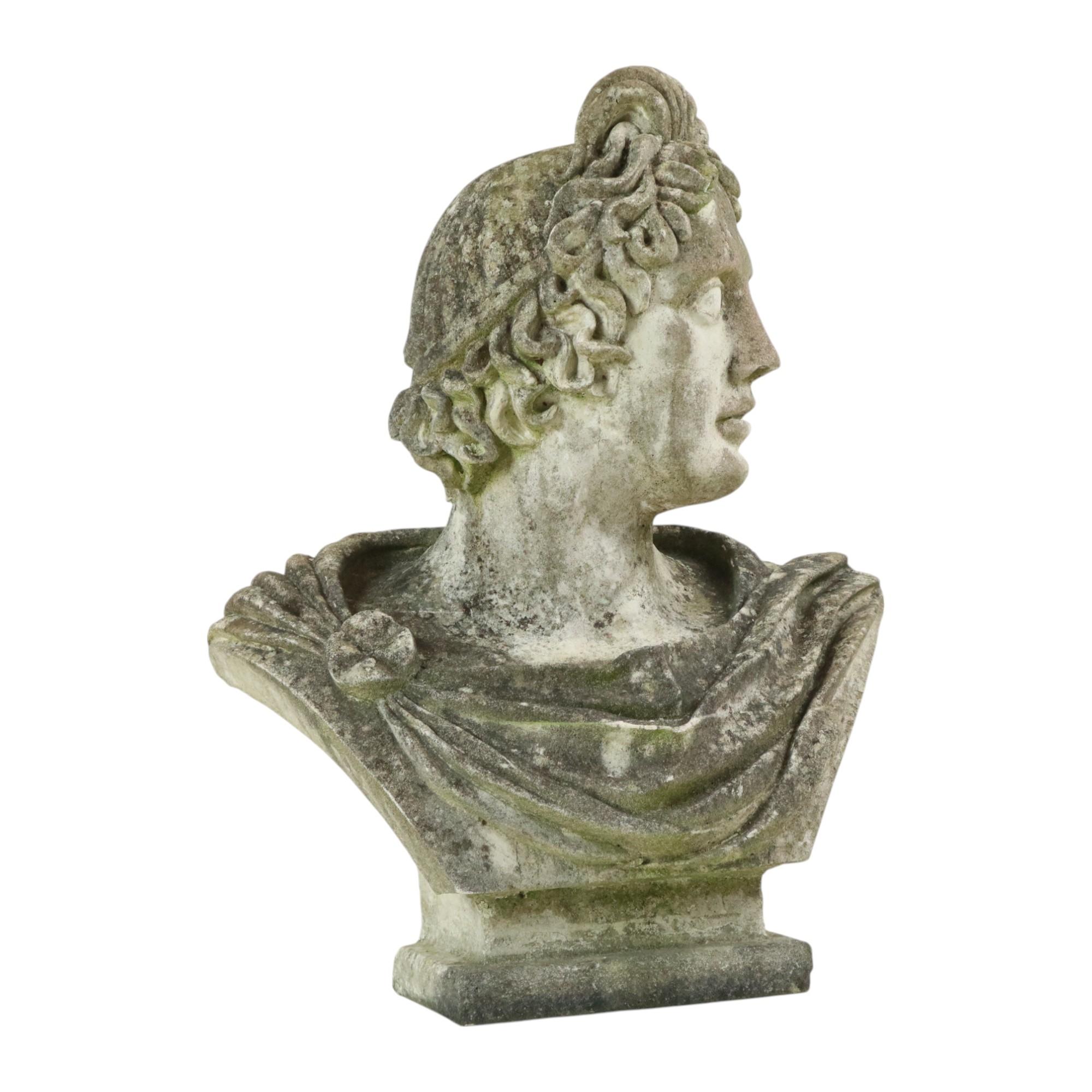 Schöne verwitterte Apollo-Büste aus Steinguss-Gartenstatue 65cm im Angebot 1