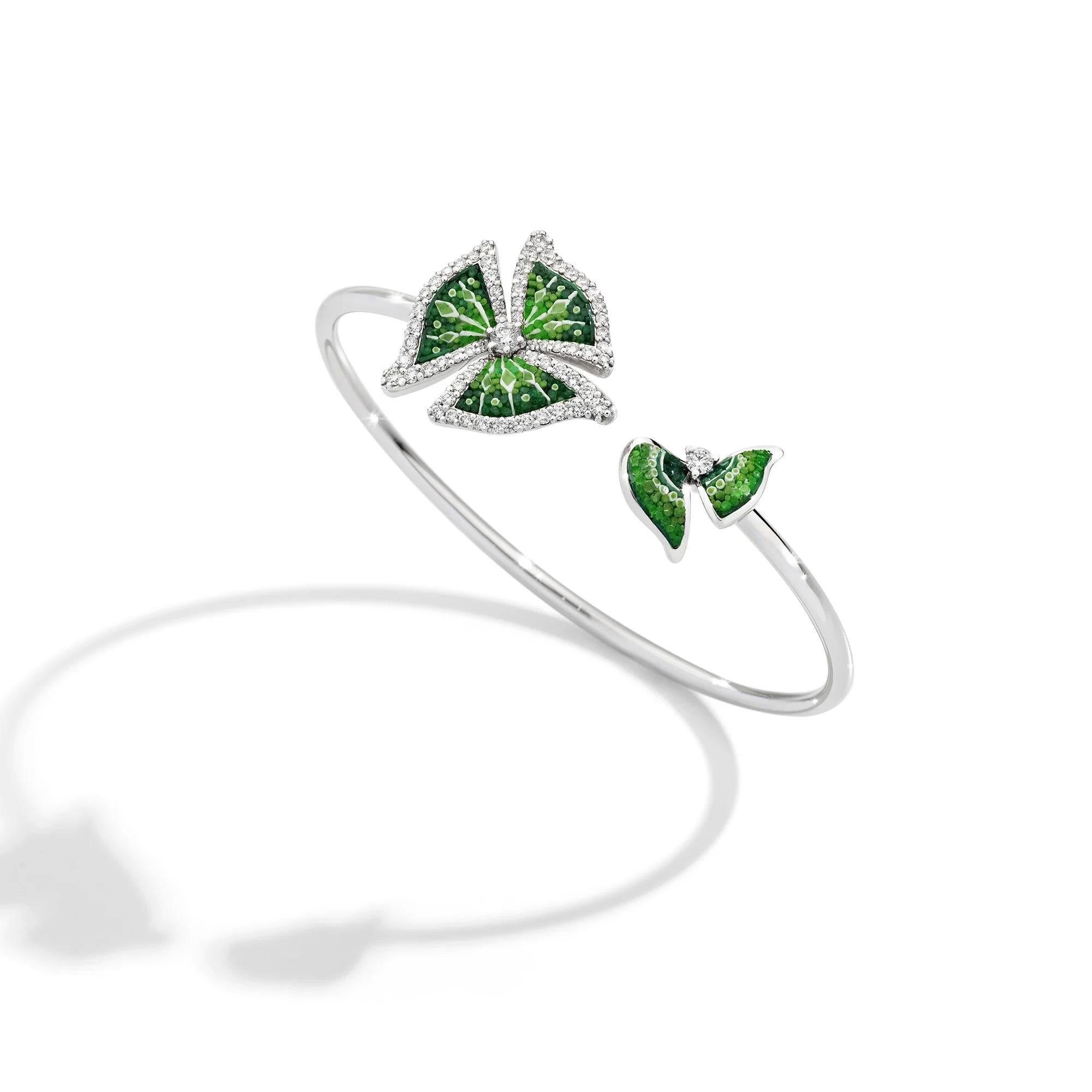 Modern Beautiful White Gold Bangle with Hand Decorated Micromosaic and White Diamonds For Sale