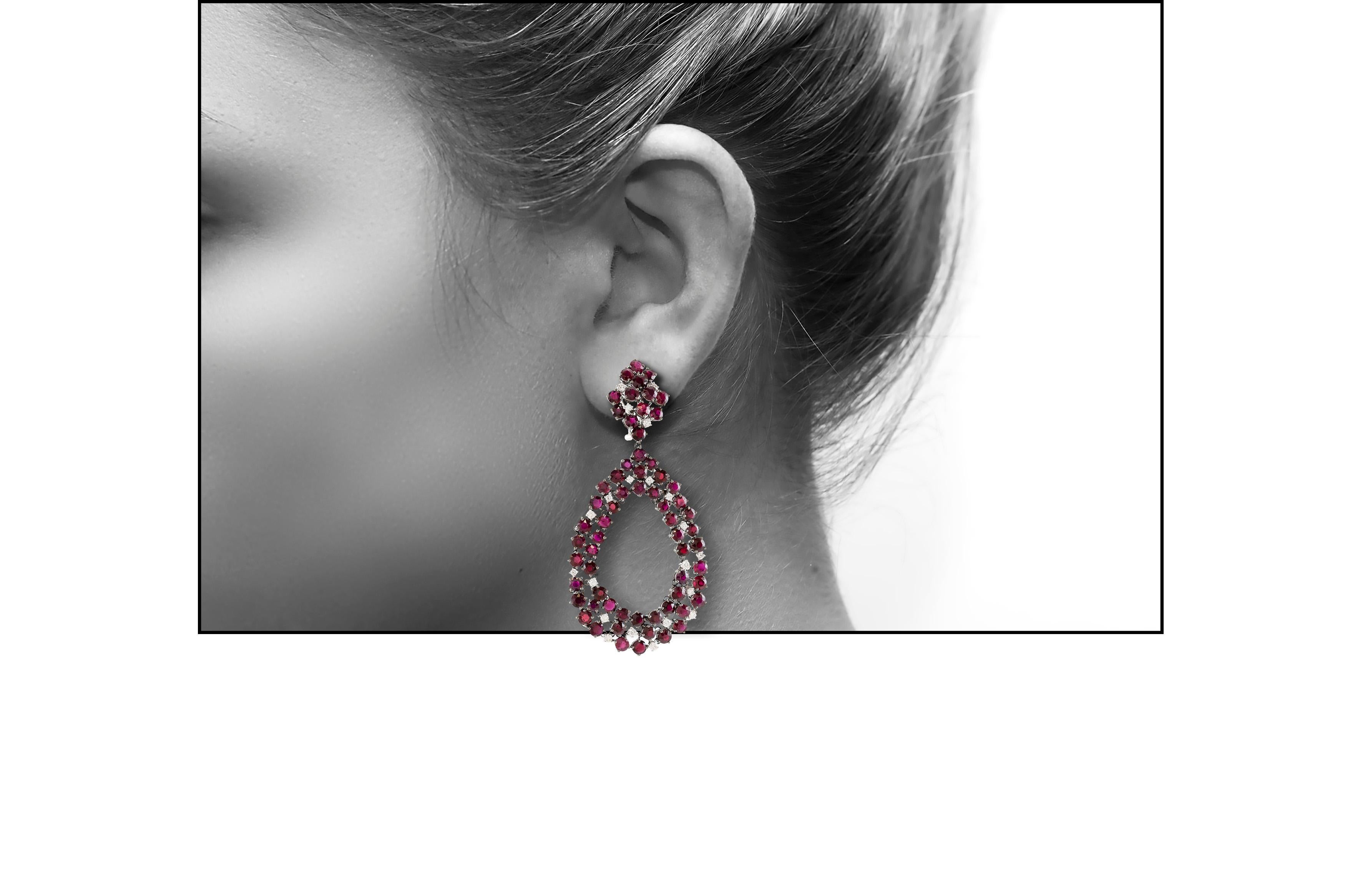 Beautiful White Gold Drop Ruby and Diamond Earrings In Excellent Condition In New York, NY