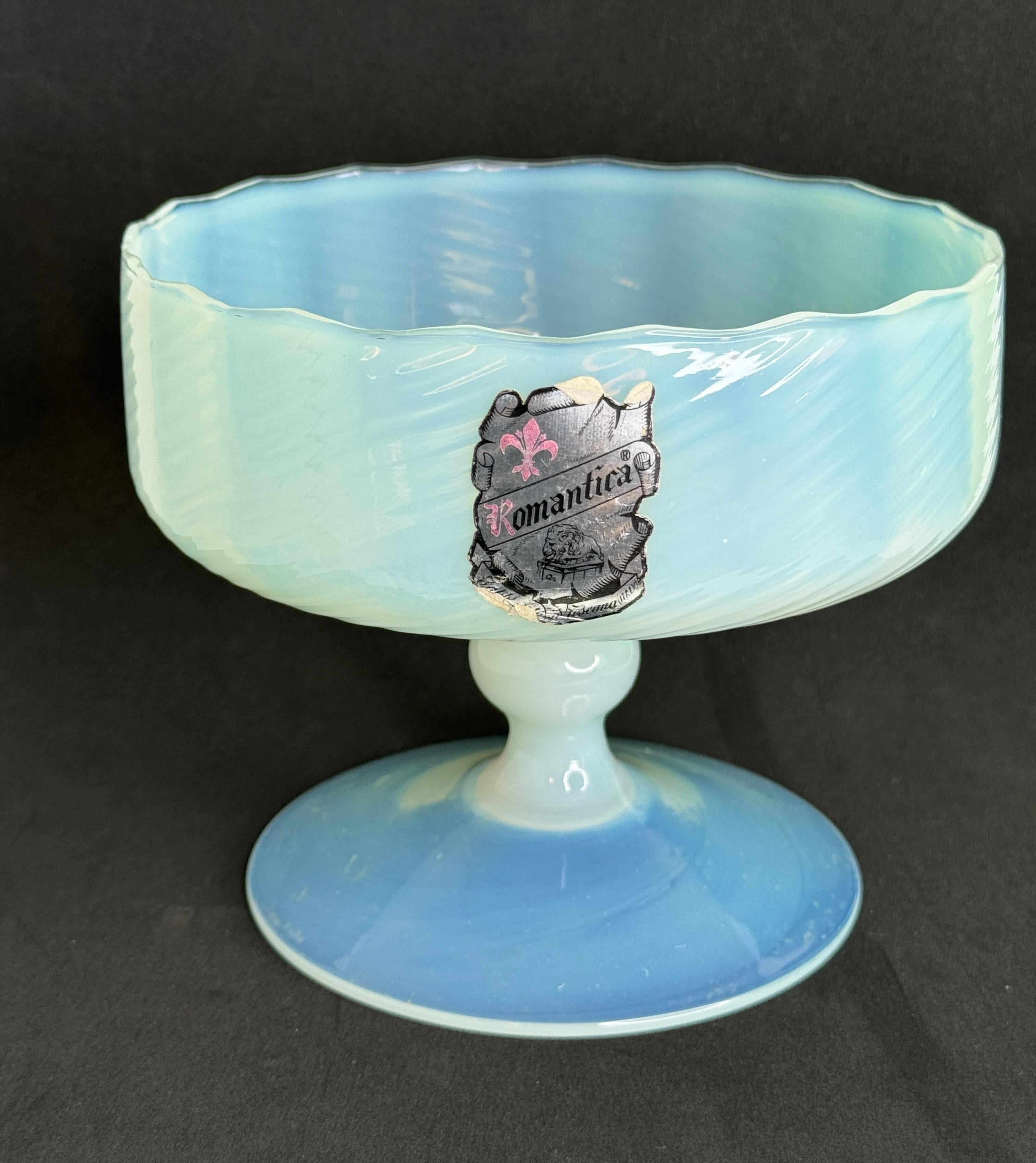 Magnifique coupe à compote en verre opalin blanc de style Cenedese, Italie, années 1950 en vente 5