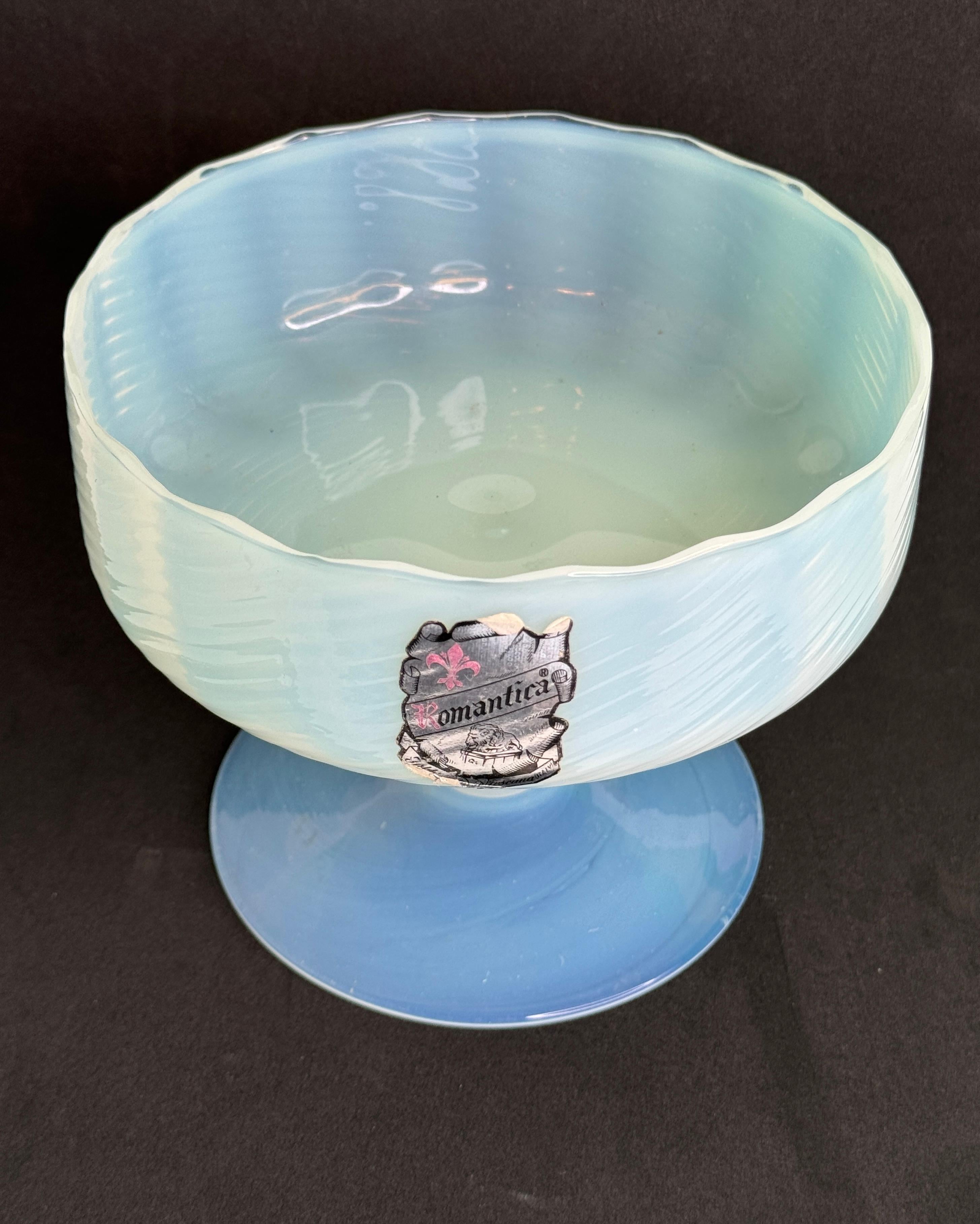 Magnifique coupe à compote en verre opalin blanc de style Cenedese, Italie, années 1950 en vente 6