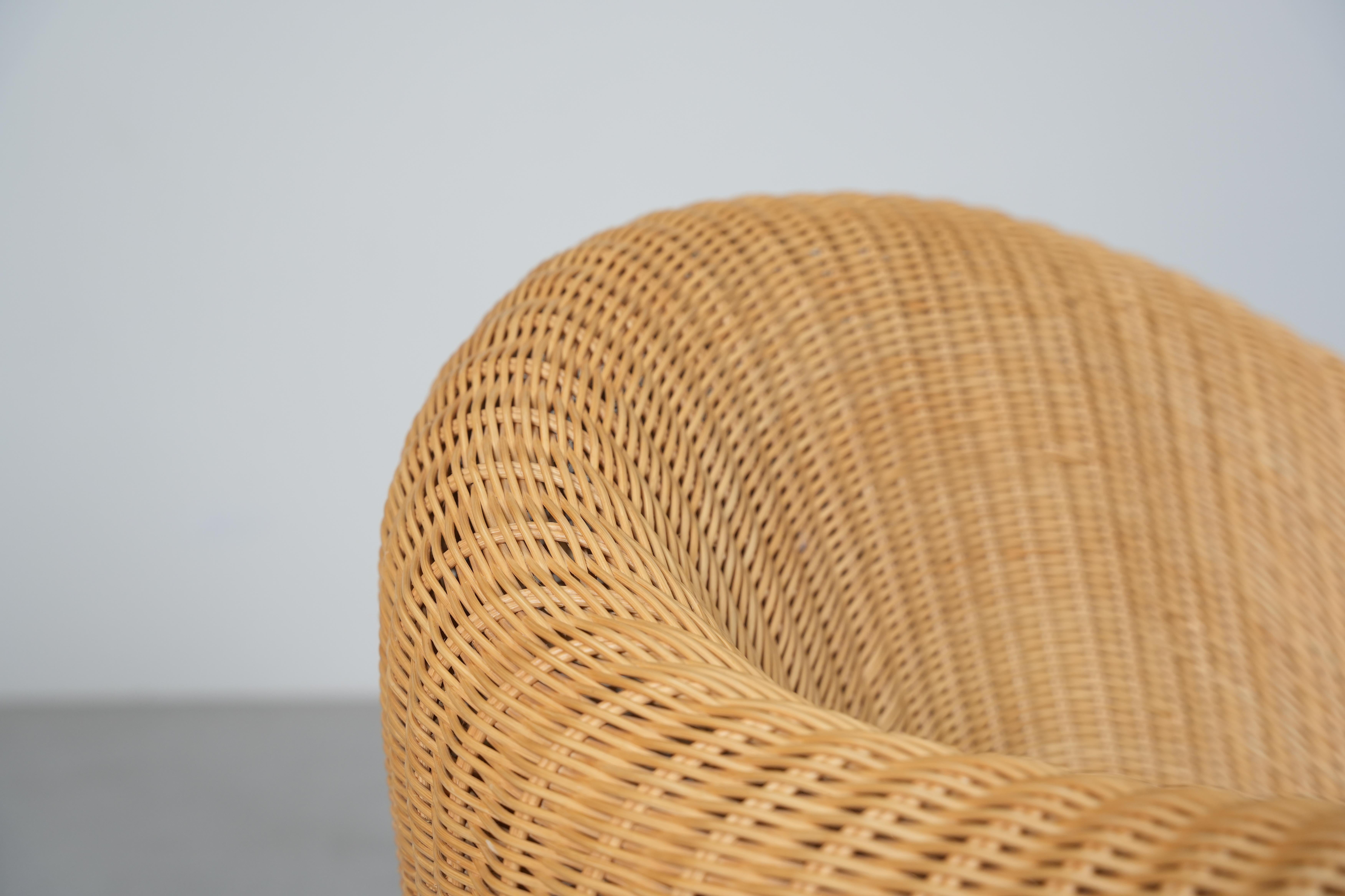 Beautiful Wicker Lounge Chairs by Miki Astori for Driade, 1990 For Sale 5