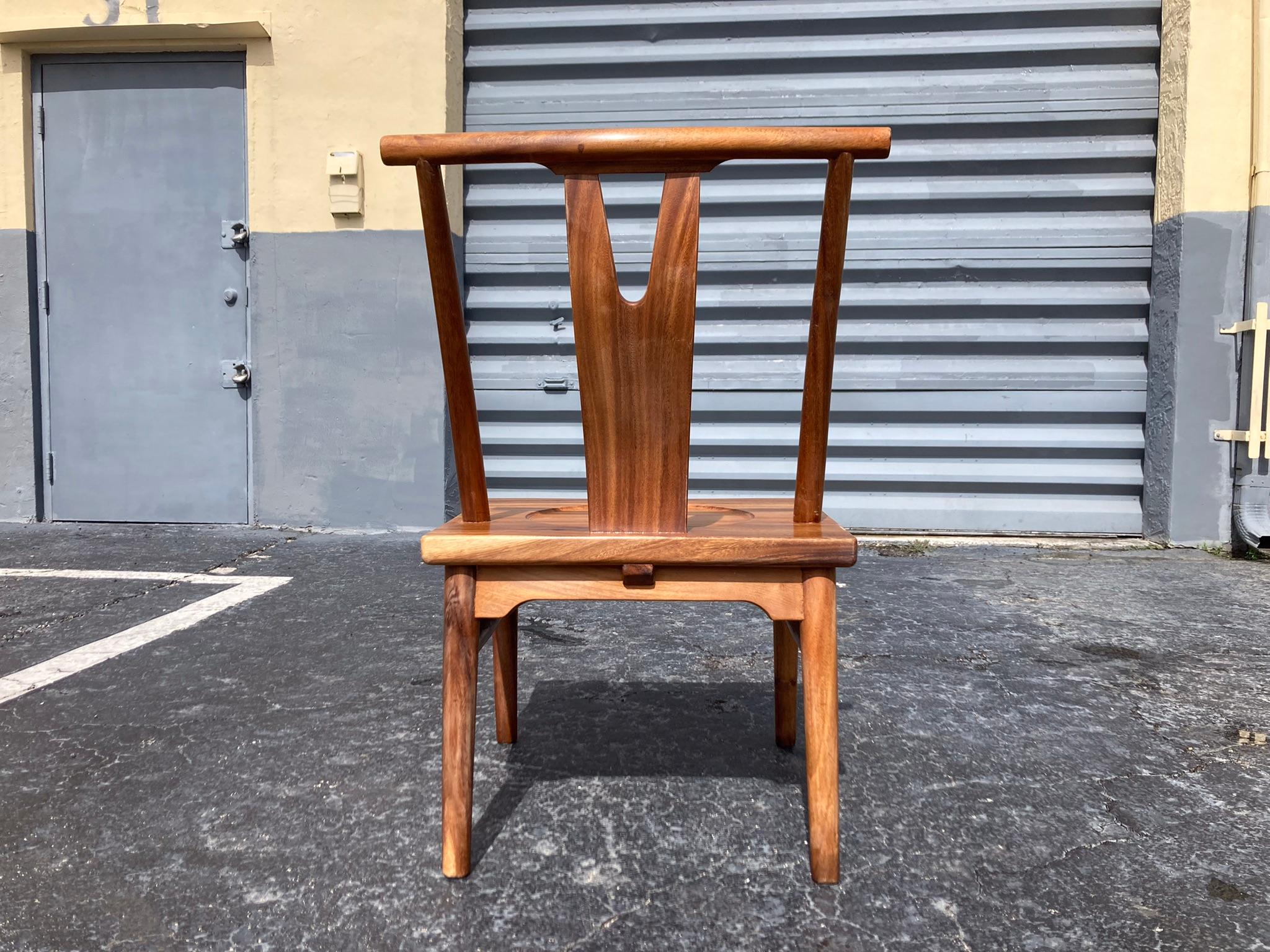 Modern Beautiful Wood Dining Chairs in the Style of George Nakashima