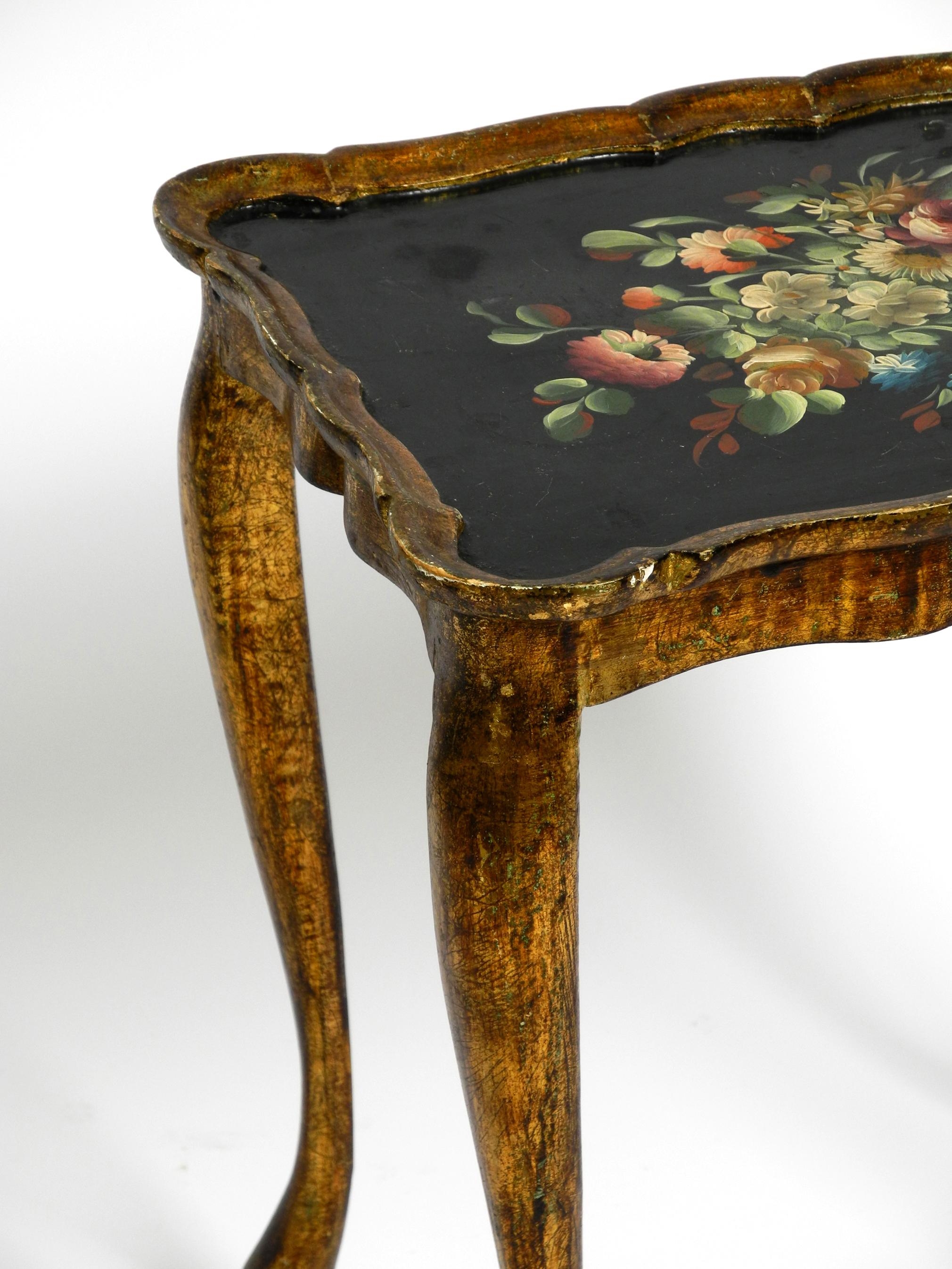 Beautiful Wooden Side Table from 1900s Gilded Frame and Hand-Painted Surface For Sale 9