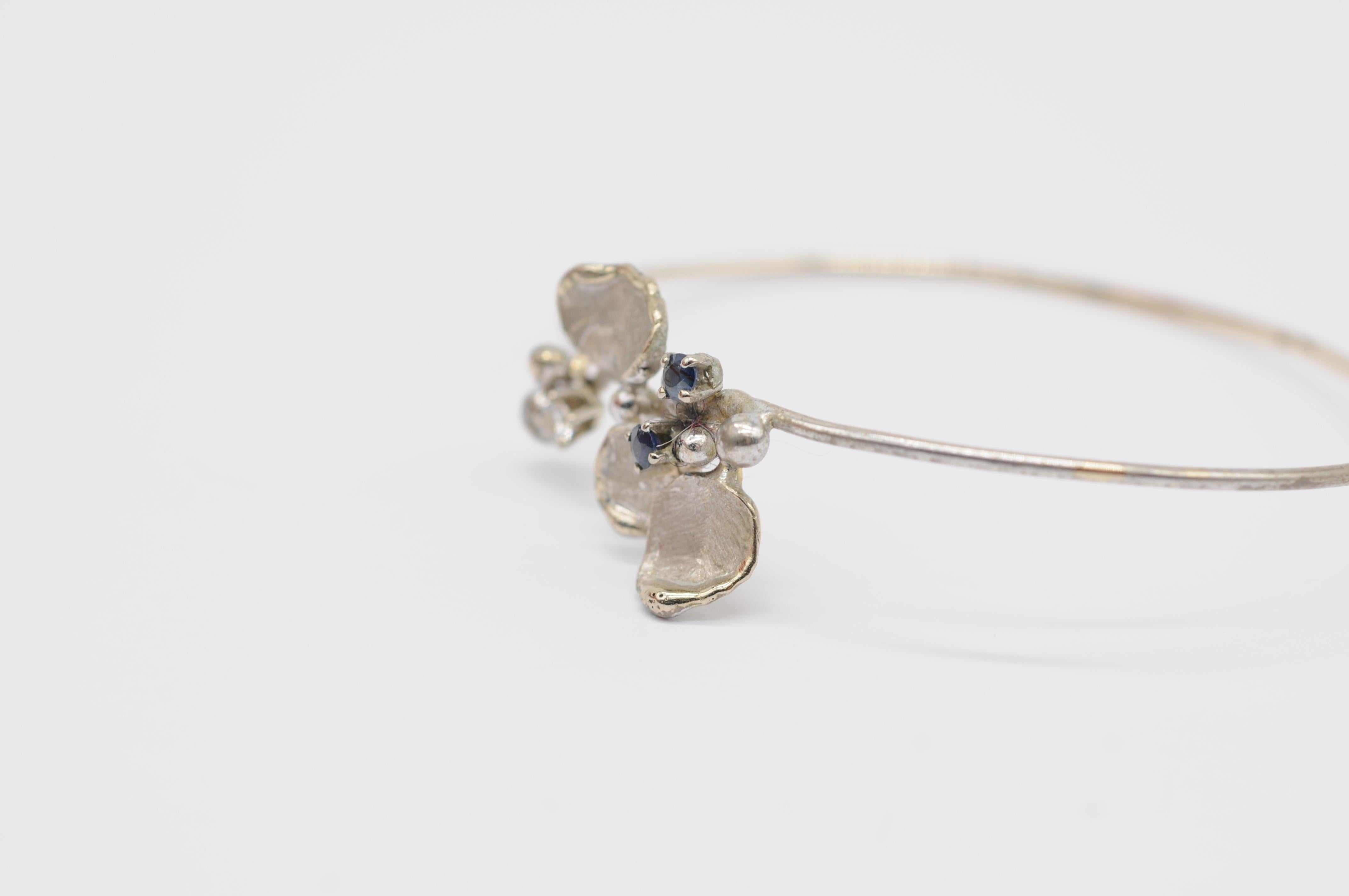 Magnifique bracelet Wurzbacher en or blanc 18 carats avec diamants et saphirs Unisexe en vente