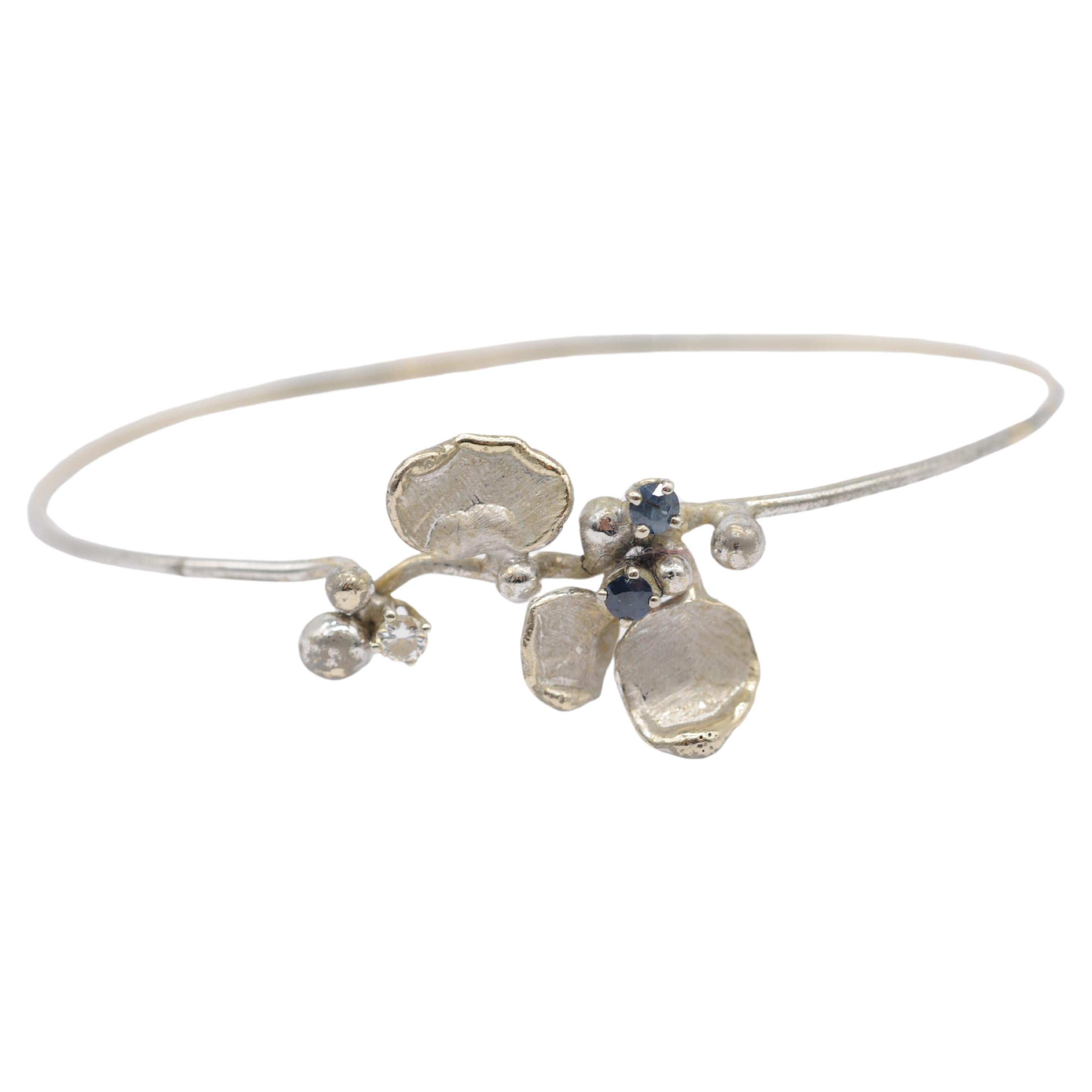 Magnifique bracelet Wurzbacher en or blanc 18 carats avec diamants et saphirs en vente