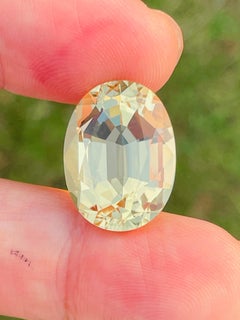 18.69Ct Beautiful yellow beryl with neon brilliant color Perfect Luster