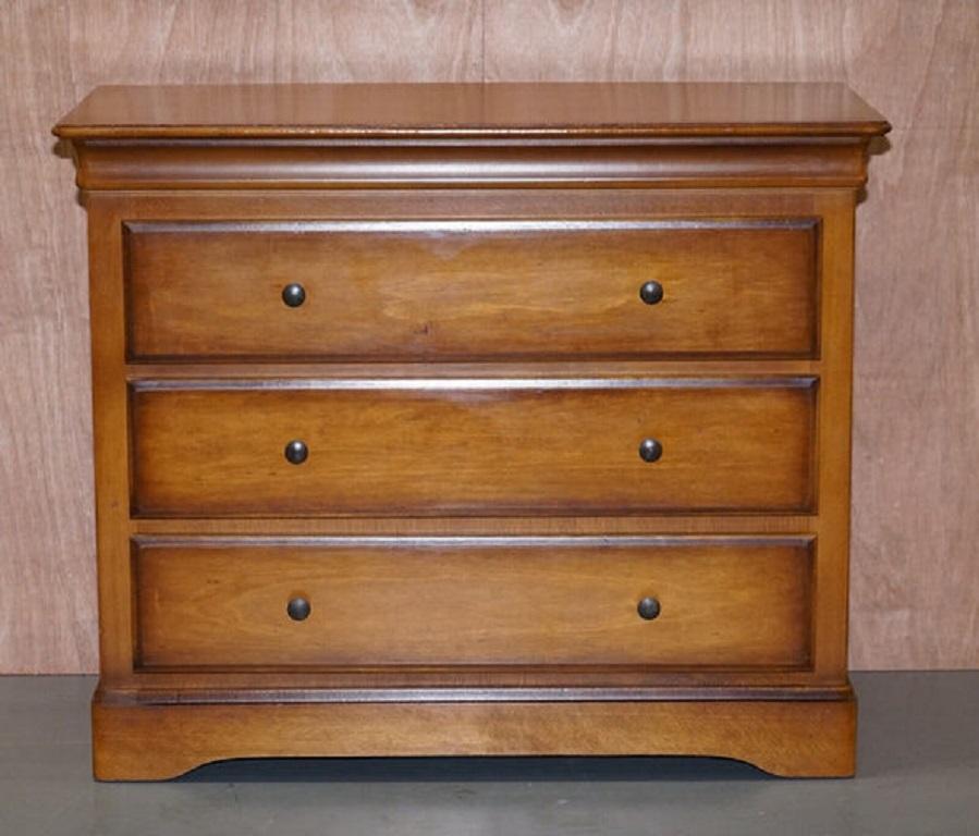 British Beautiful Yew Wood French Style Chest of Drawers For Sale