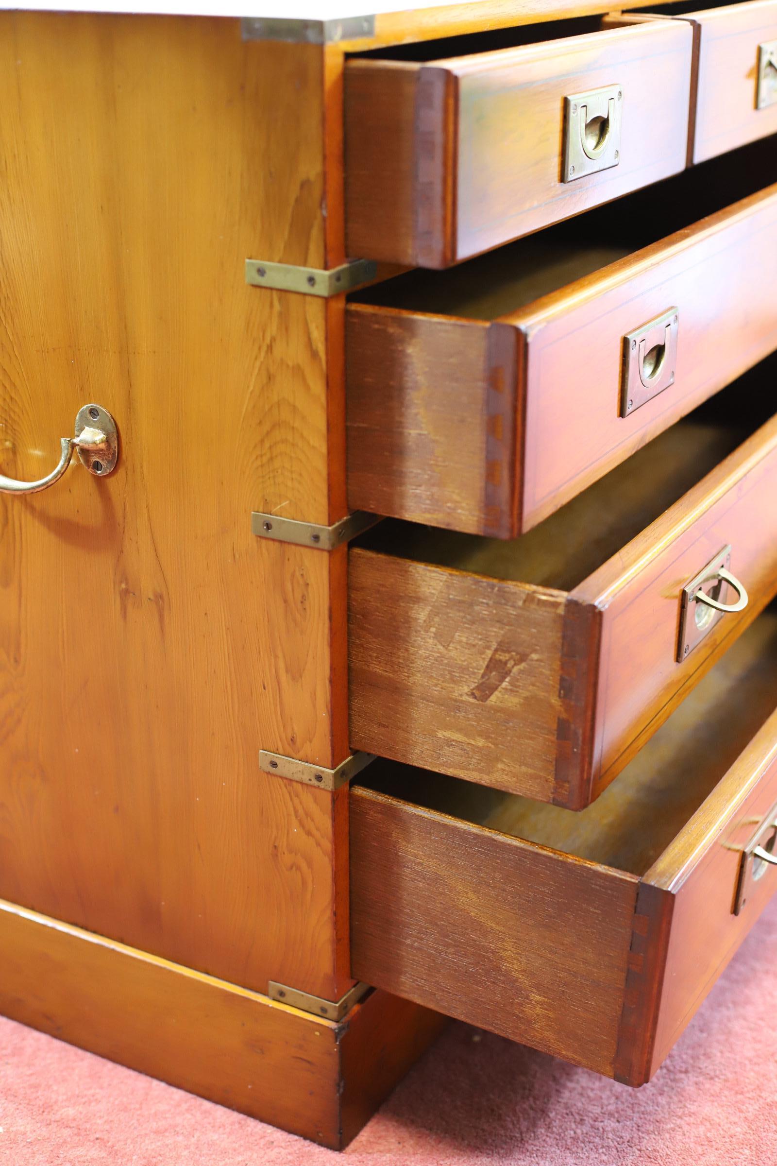 Magnifique Sidebord de Campagne Militaire en Wood Wood en vente 2
