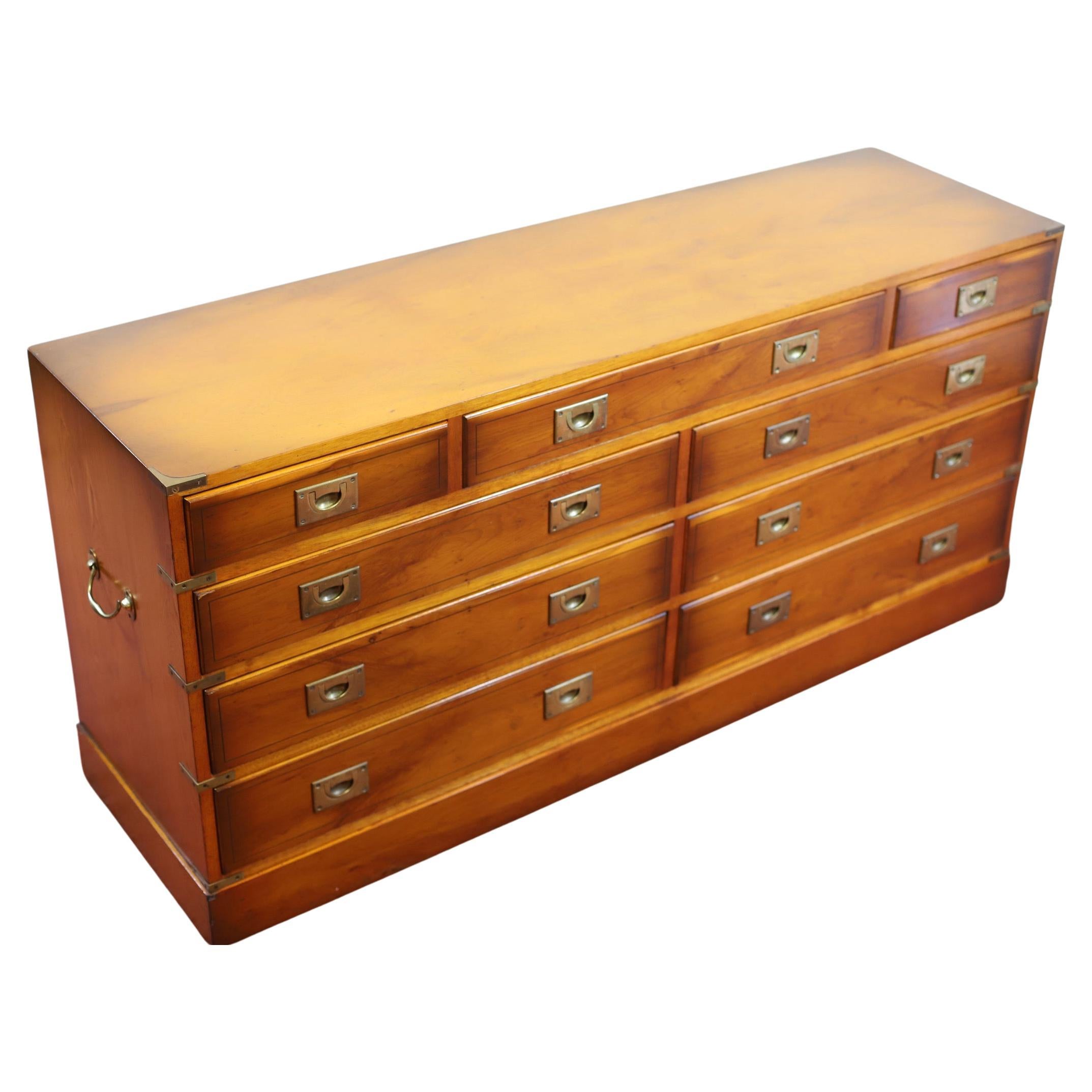 Magnifique Sidebord de Campagne Militaire en Wood Wood