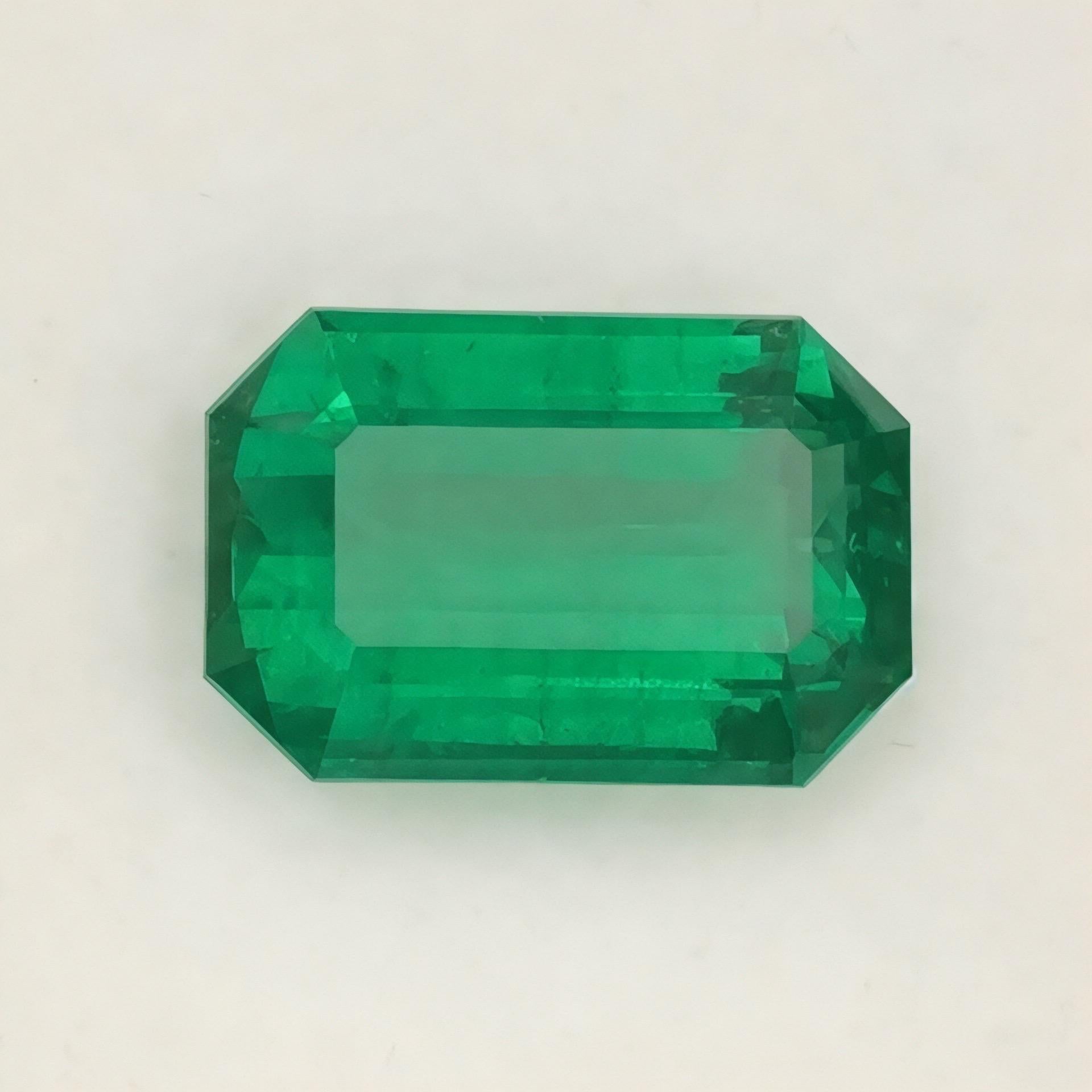 Preciosa esmeralda zambiana de 24,86 ct talla esmeralda Artículo de colección certificado GRS Corte esmeralda en venta