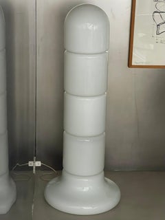 Magnifique lampadaire « Zea » de Claudio Salocchi, en verre opalin de Murano, 1968
