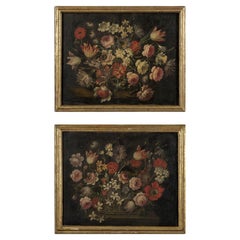Schön gealtertes Paar aus dem 17. Jahrhundert. Barocke italienische Blumenstillleben-Gemälde