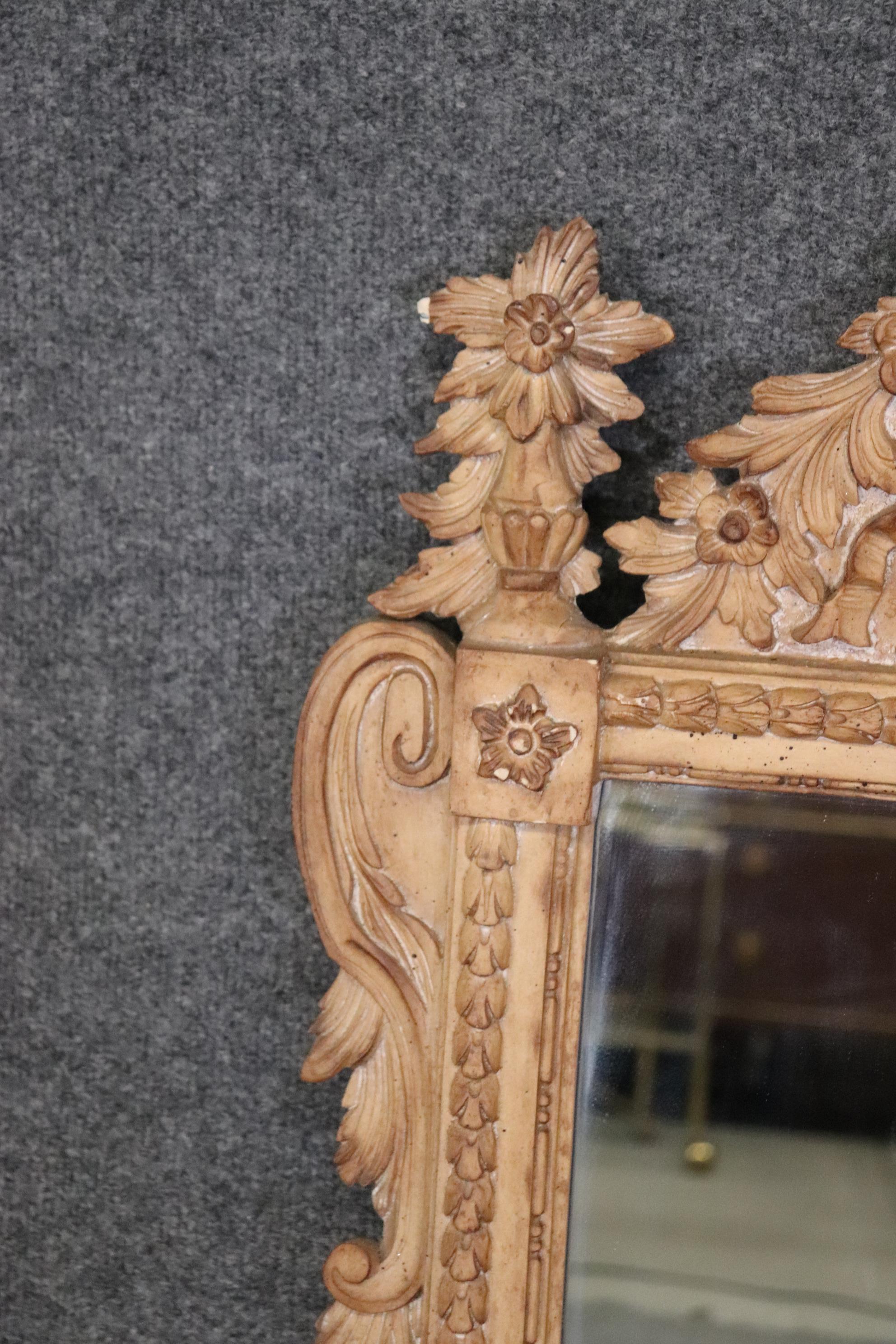 Beautifully Carved French Louis XV Style Mirror  In Good Condition For Sale In Swedesboro, NJ