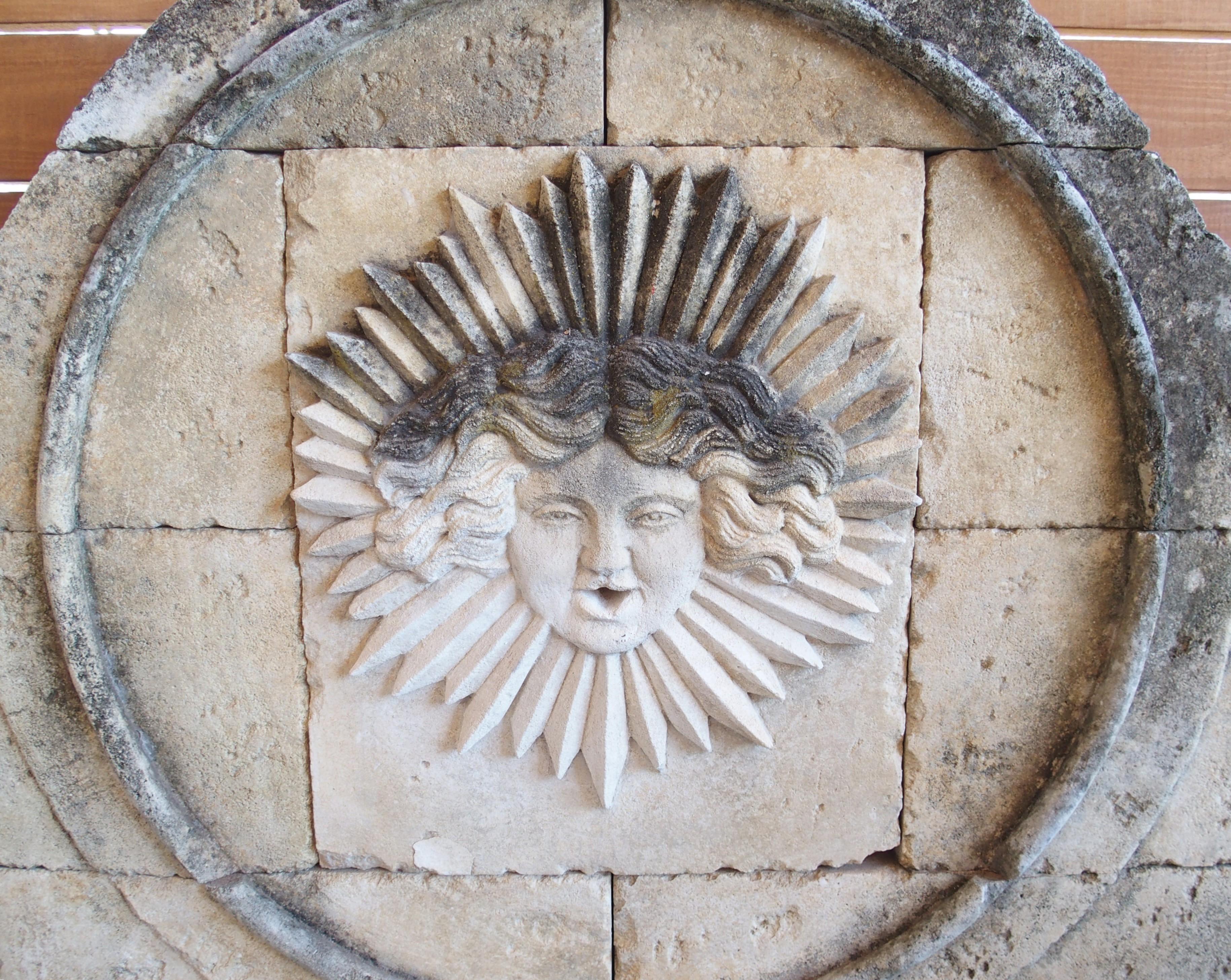 Beautifully Carved French Sunburst Wall Fountain in Aged Limestone For Sale 4