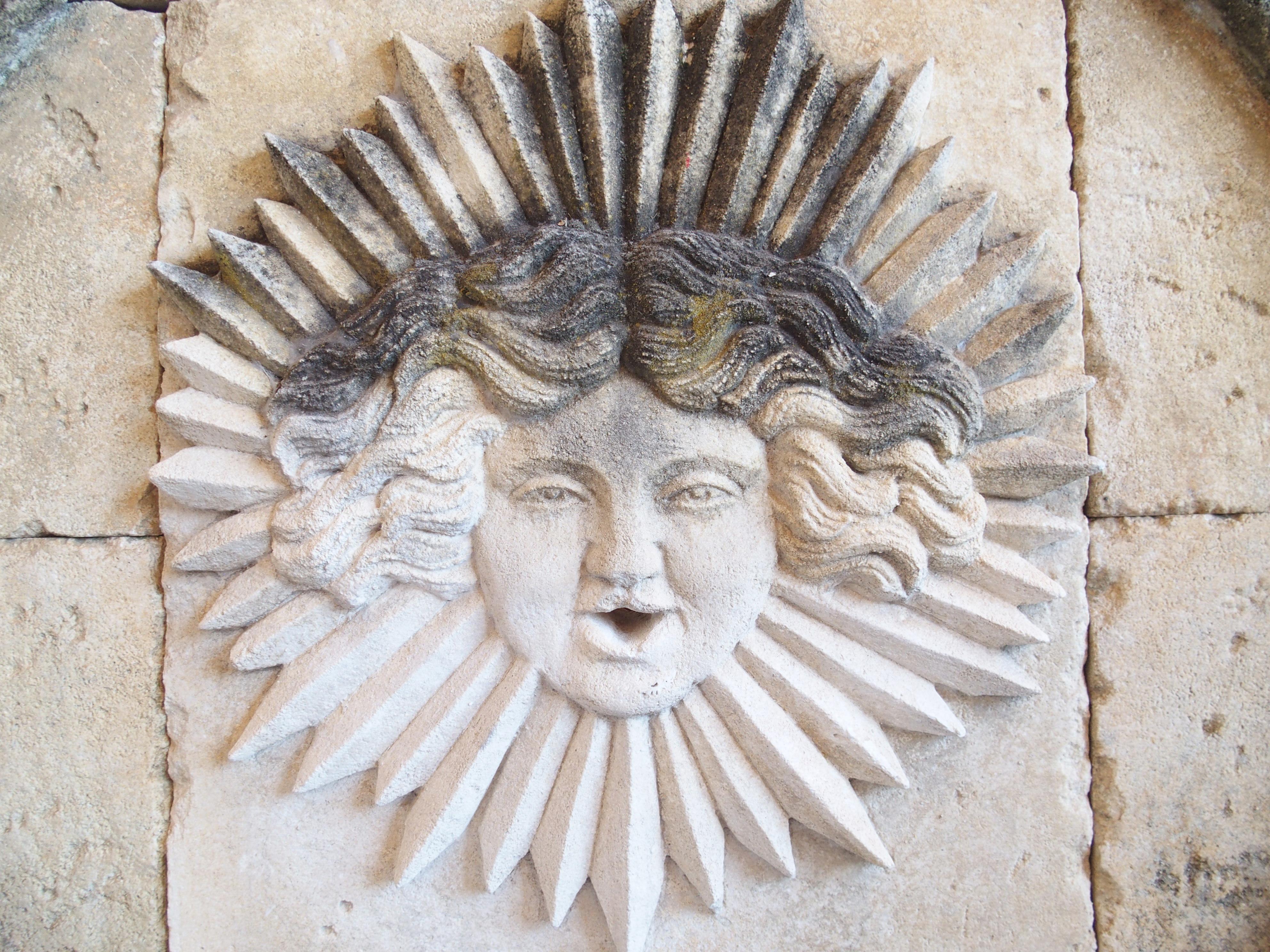 Beautifully Carved French Sunburst Wall Fountain in Aged Limestone For Sale 6