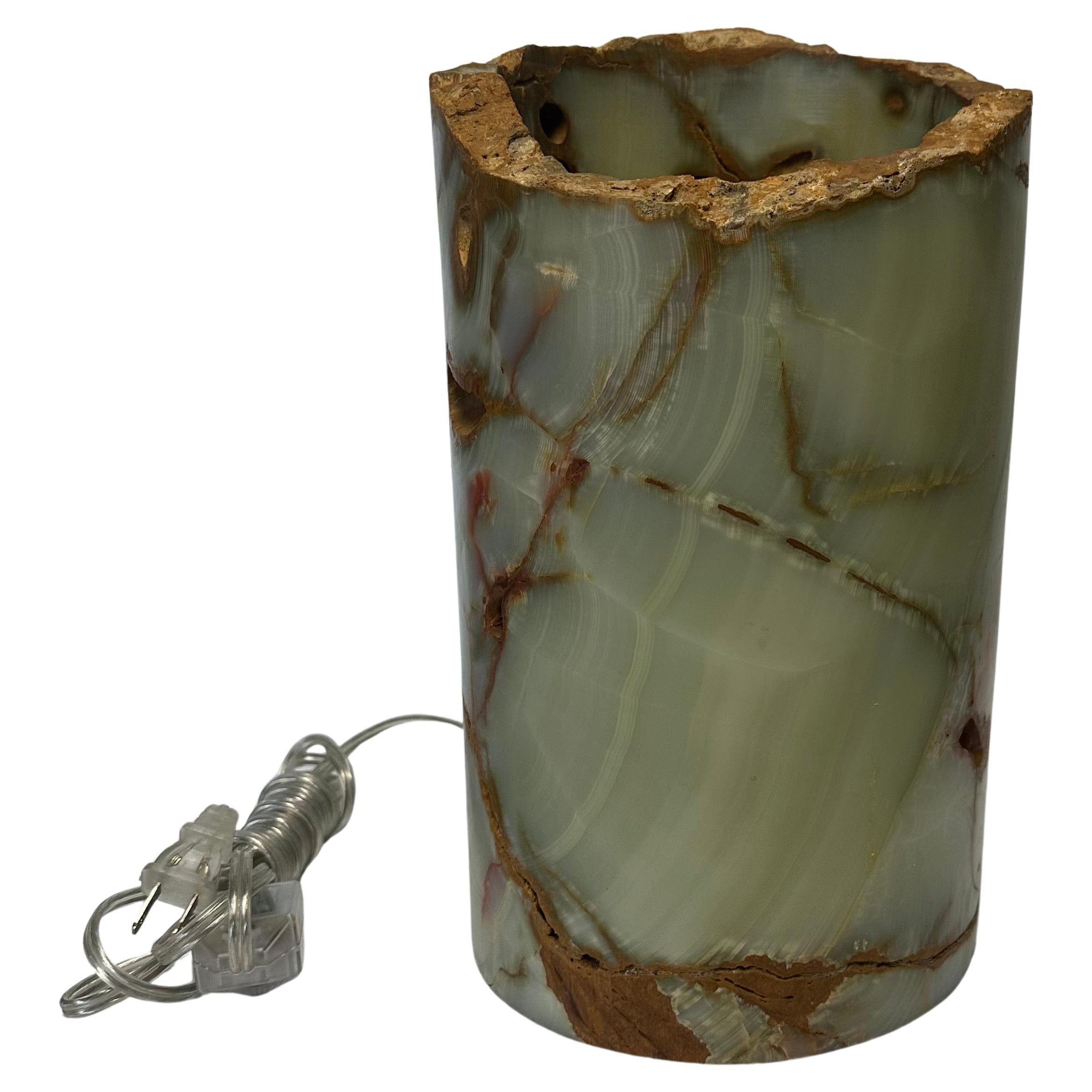 Beautifully Carved, Heavy, Thick Cylindrical Ambient Onyx Table / Desk Lamp In Good Condition For Sale In San Diego, CA