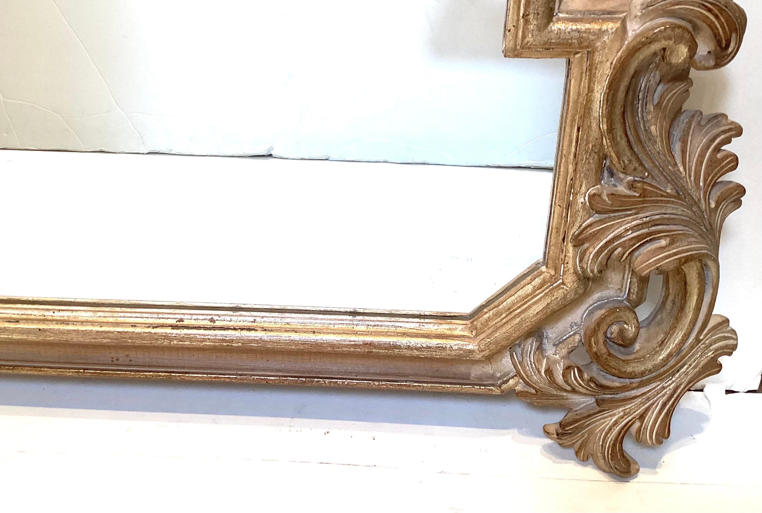 Beautifully Carved Weathered Gilt Wood Mirror In Excellent Condition For Sale In Lambertville, NJ