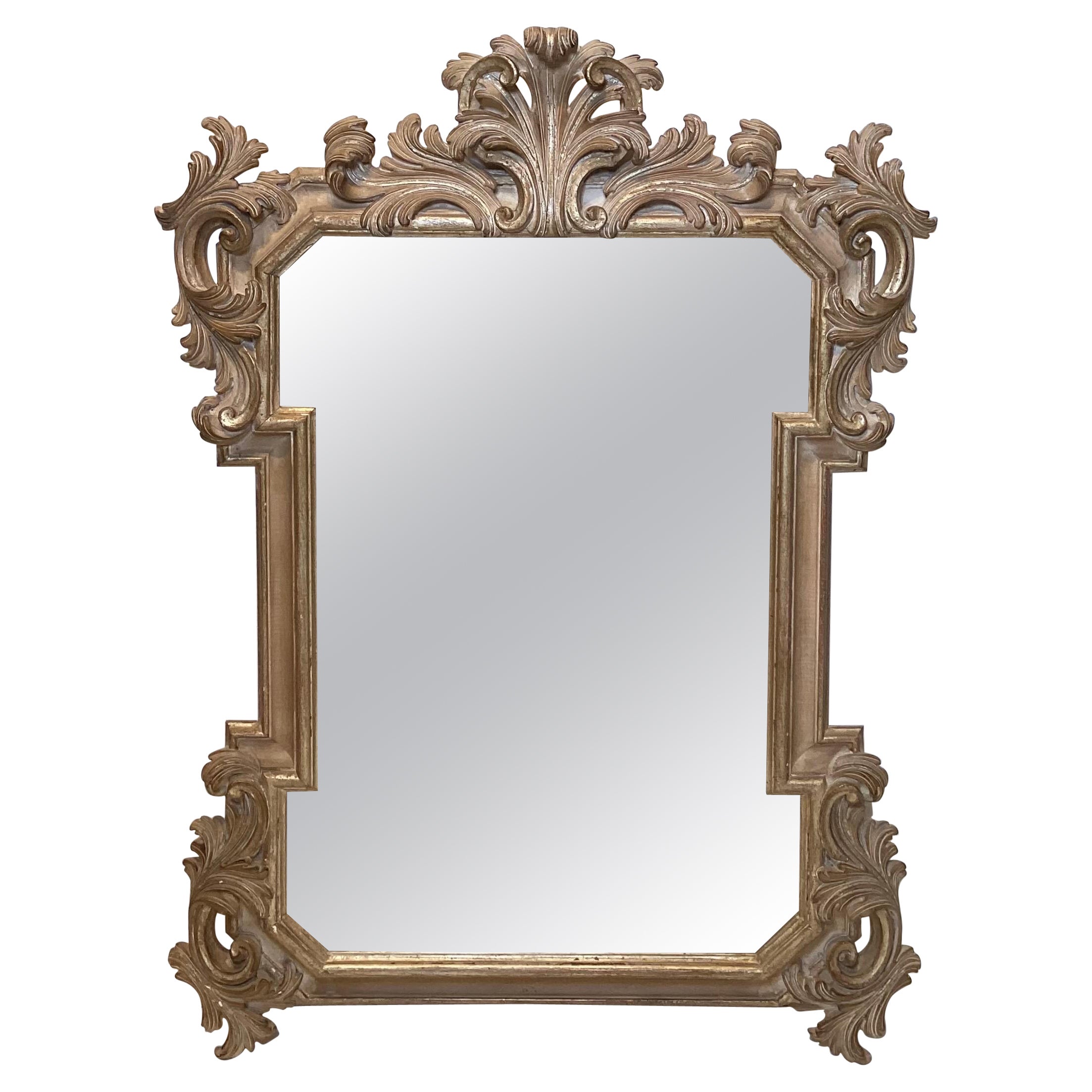 Splendido specchio in legno dorato intagliato e scolpito