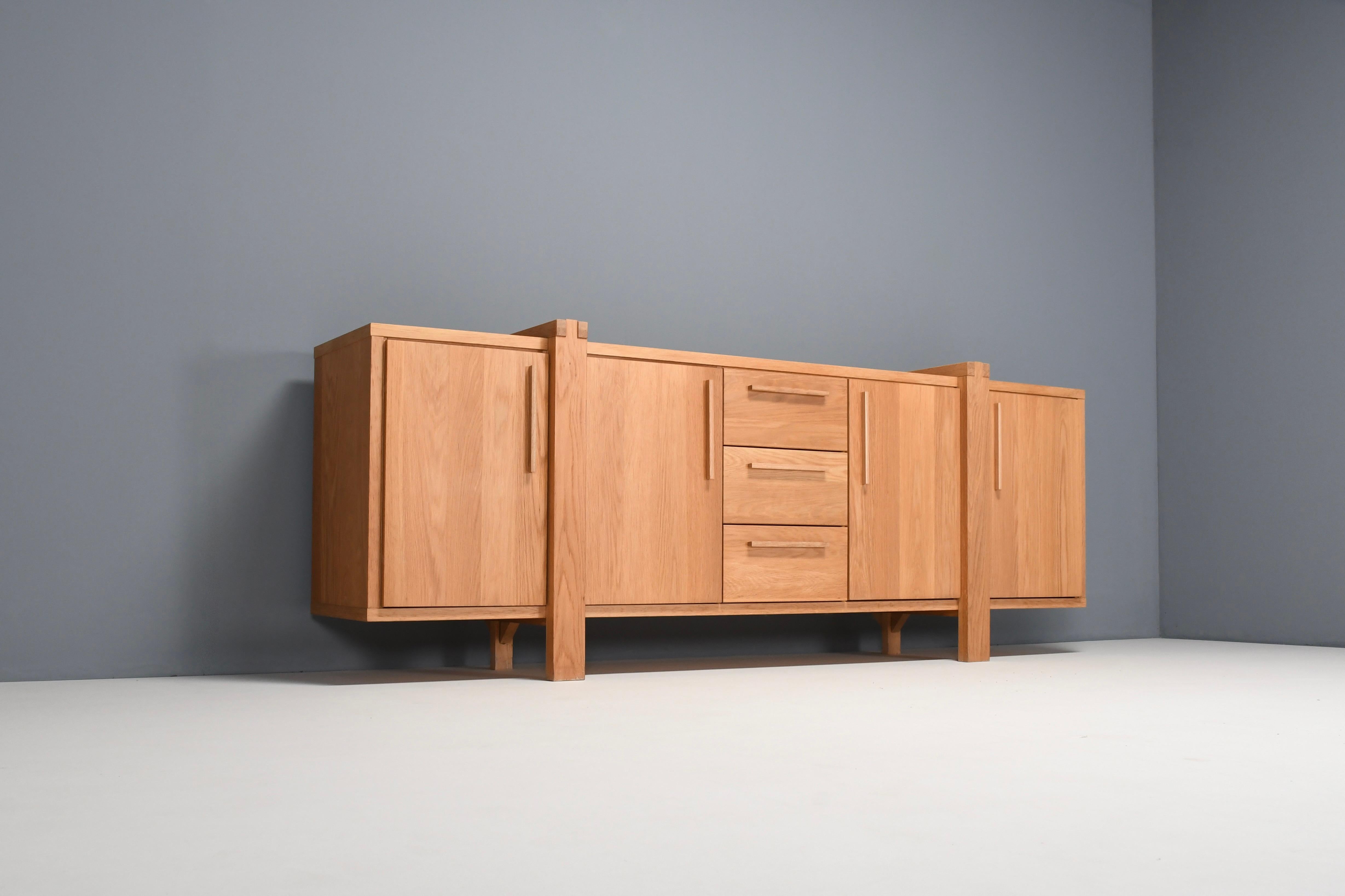 Beautifully Crafted Solid Oak Sideboard, 20th Century, Belgium  In Excellent Condition In Echt, NL