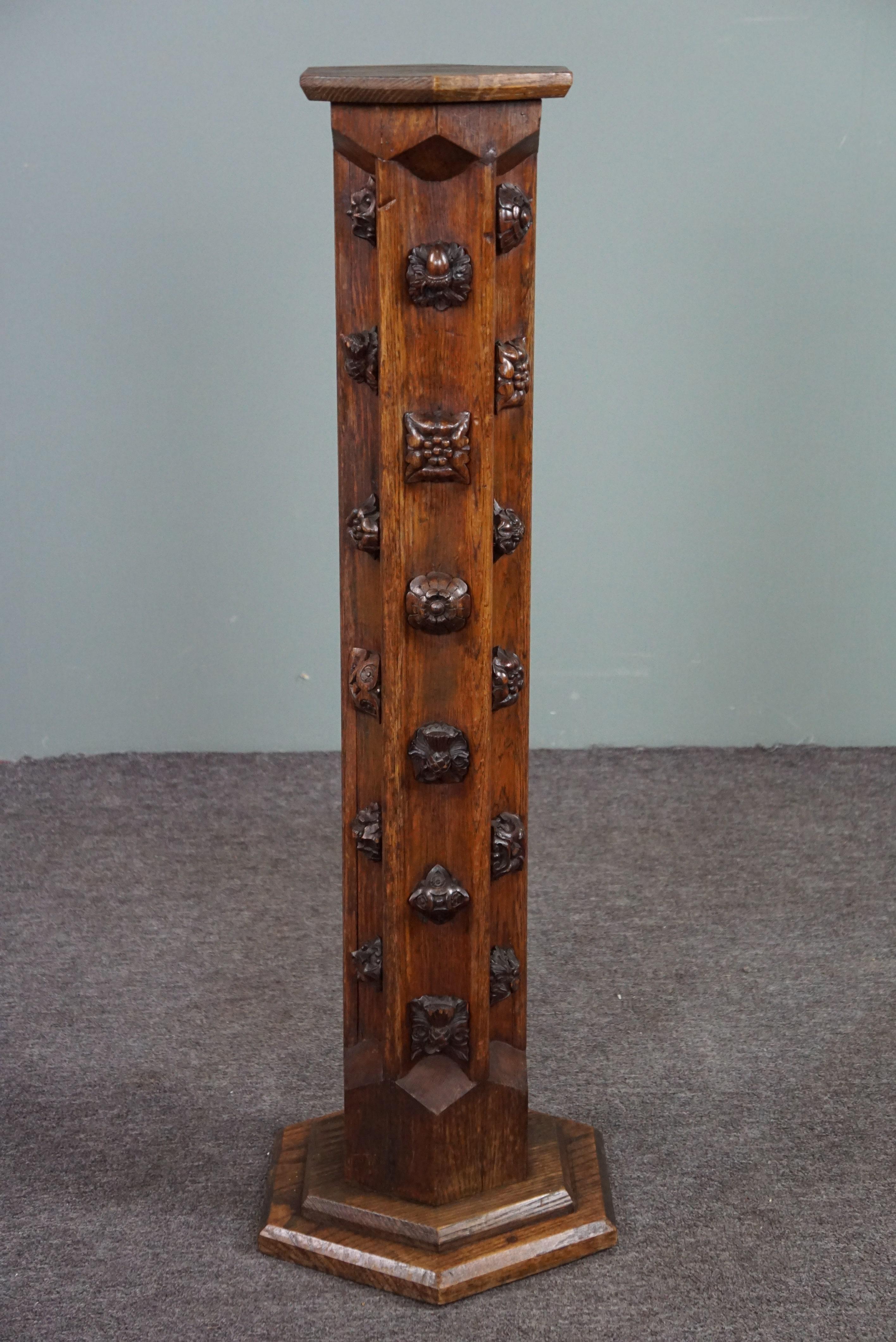 Hand-Crafted Beautifully decorative pedestal, column/pillar made of wood, late 19th century For Sale