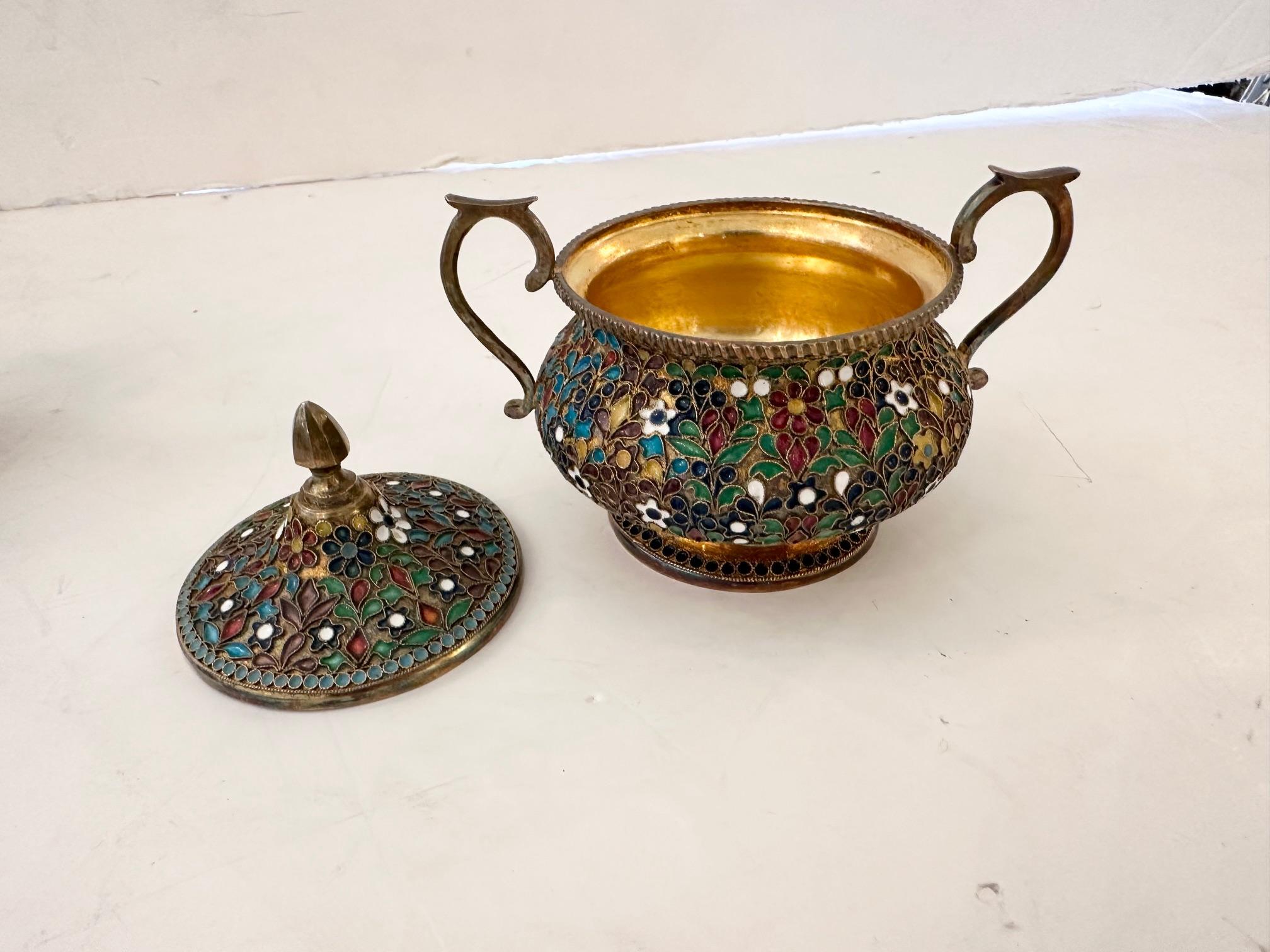 Juego de Té Antiguo Iraní de Latón y Esmalte Bellamente Detallado 10