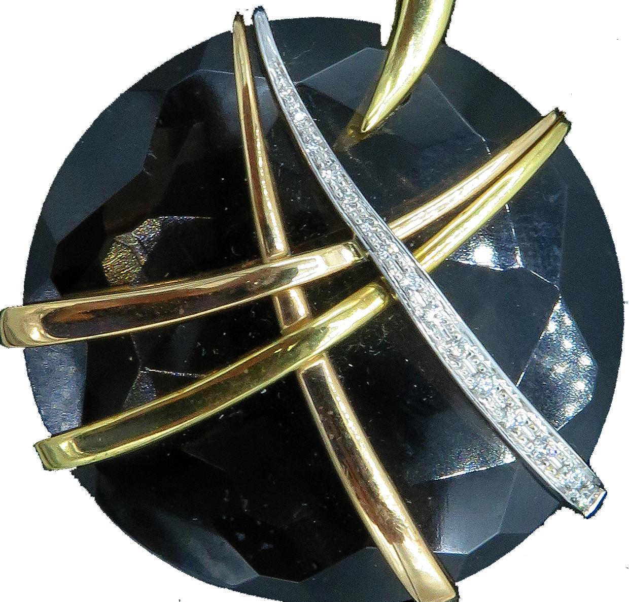 Moderner 18 Karat Gold-Diamant-Anhänger mit facettiertem Rauchtopas im Phantasieschliff für Damen oder Herren im Angebot