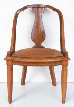 1920s Grained Fine Austrian Biedermeier Burlwood Table and 2 Chairs