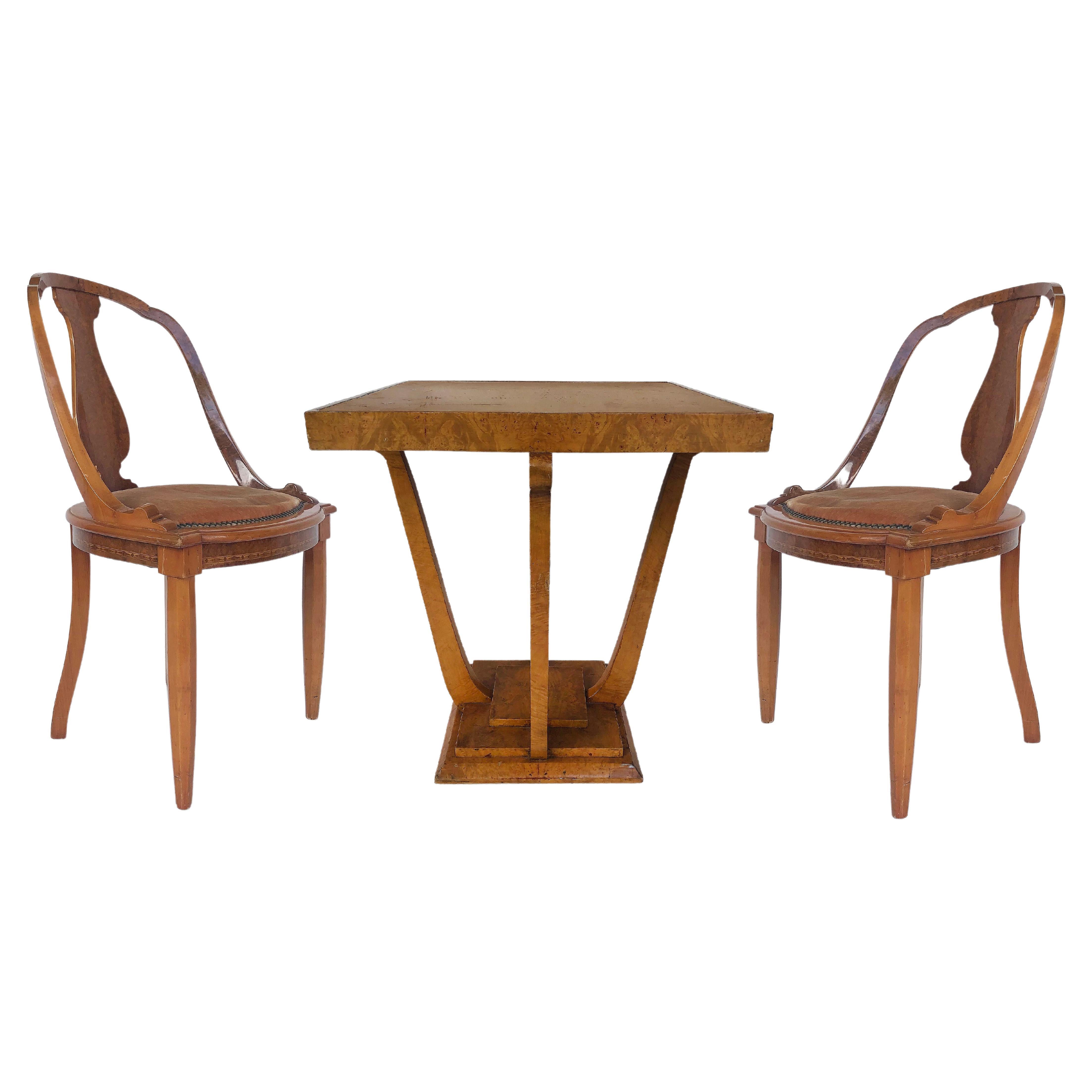 1920s Grained Fine Austrian Biedermeier Burlwood Table and 2 Chairs