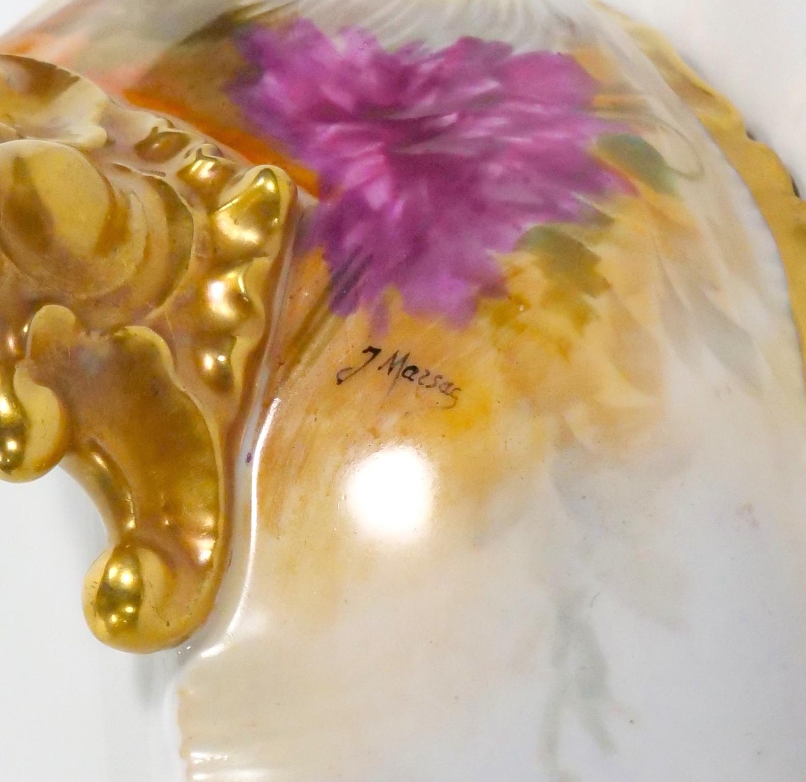 Wunderschön handbemalt / vergoldet  Französisches Porzellan Centerpiece Schale mit Fuß (Gold) im Angebot