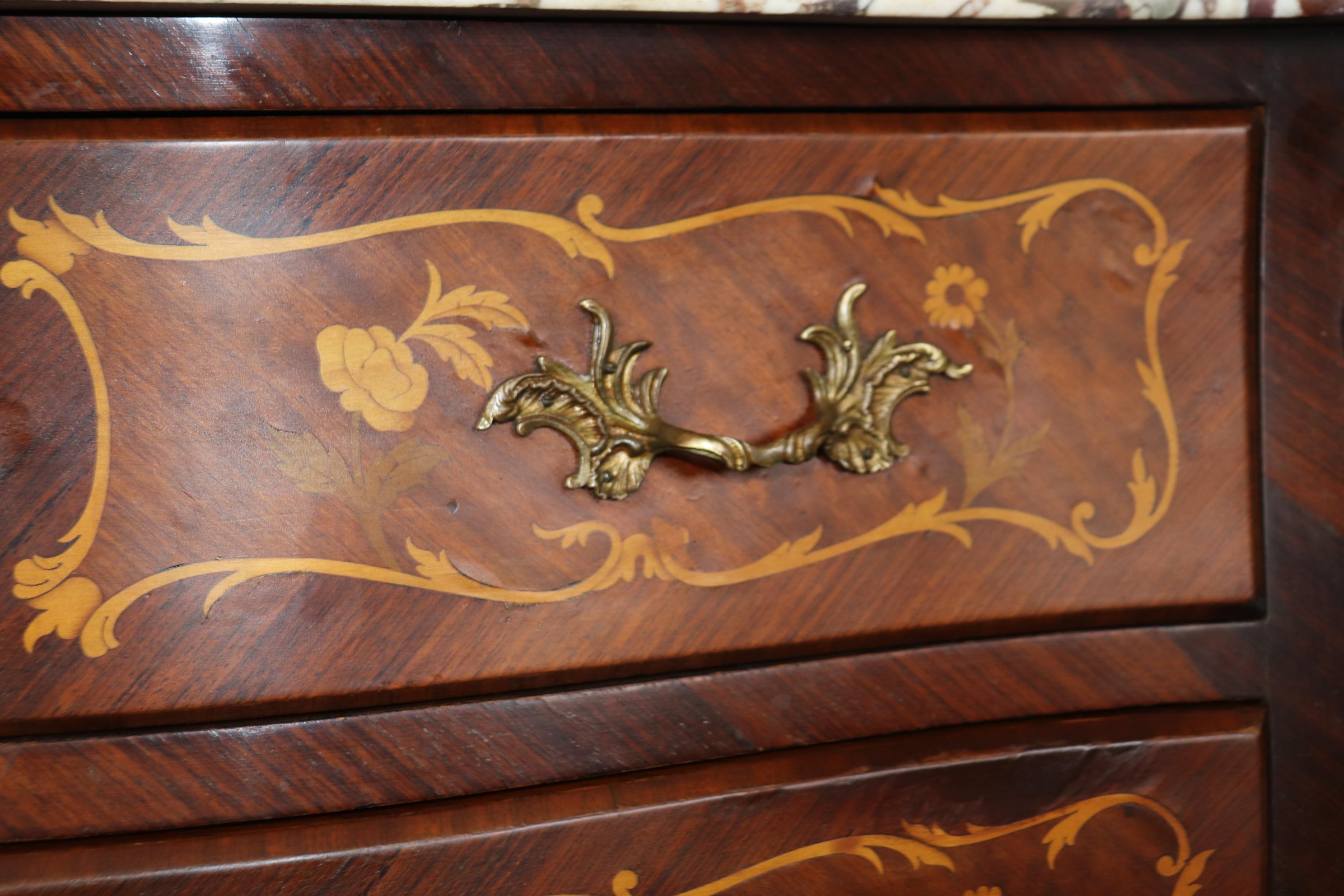 Beautifully Inlaid French Bronze Mounted Marble Top Bombe Commode For Sale 7