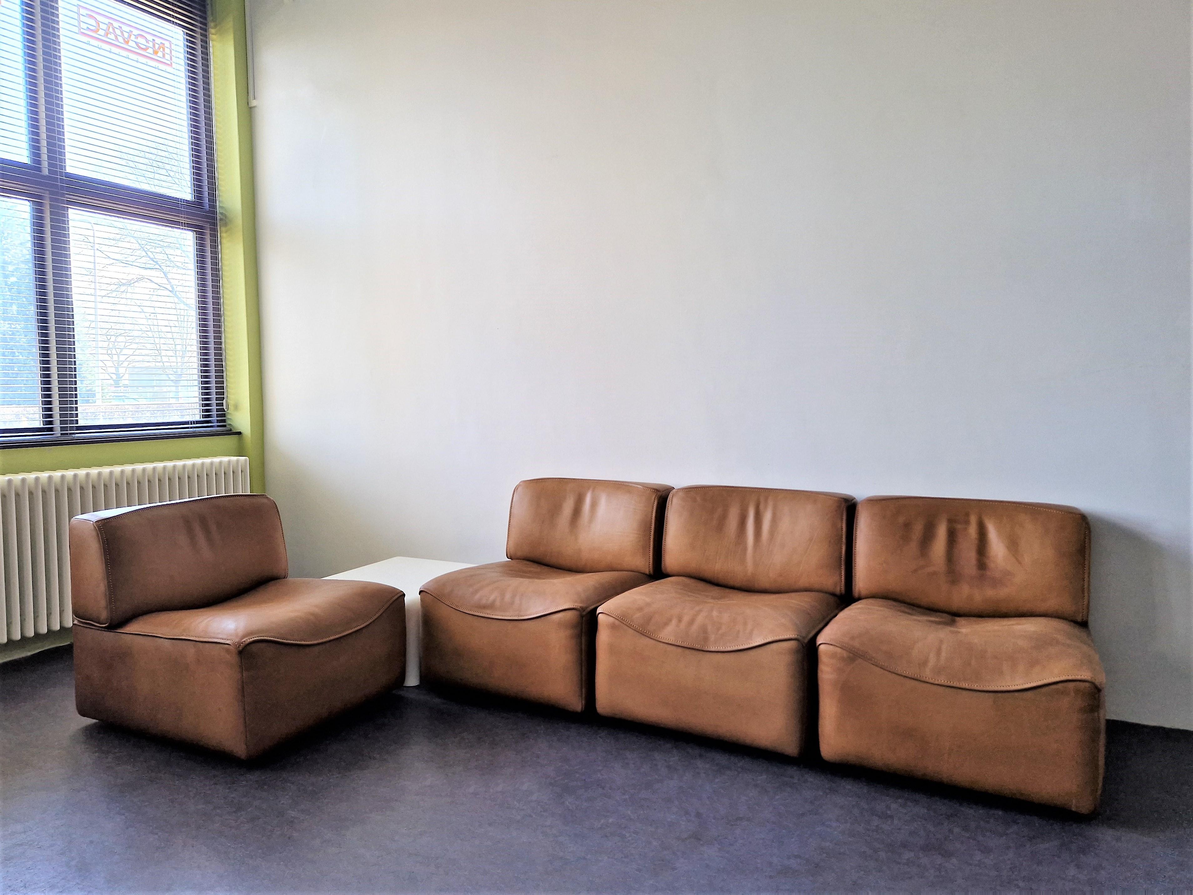 Beautifully Patinated Ds-15 4-Element Leather Sofa for De Sede, Switzerland, 70s 7