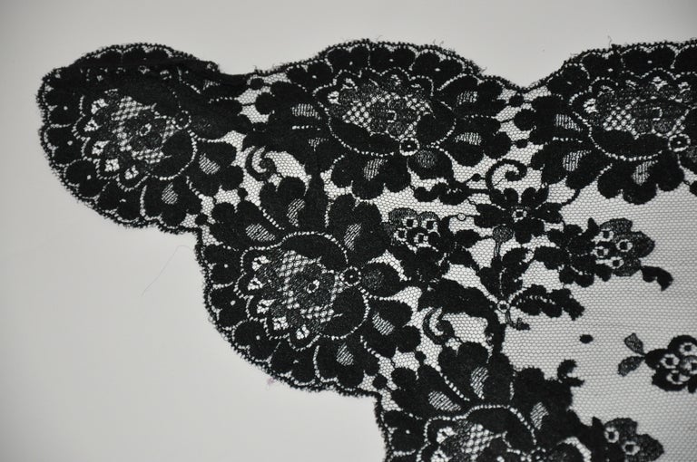 Women's or Men's Beautifully Thick Bold Floral Netted Black Scarf with Large Floral Scallop Edges For Sale