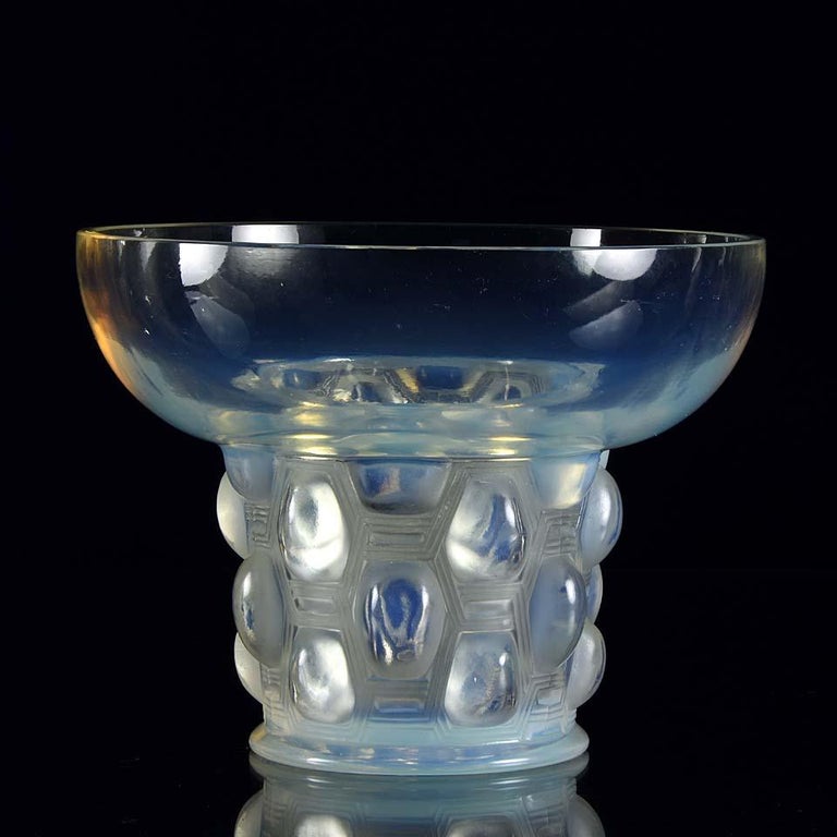 French 'Beautreillis' Art Deco Glass Vase by René Lalique For Sale