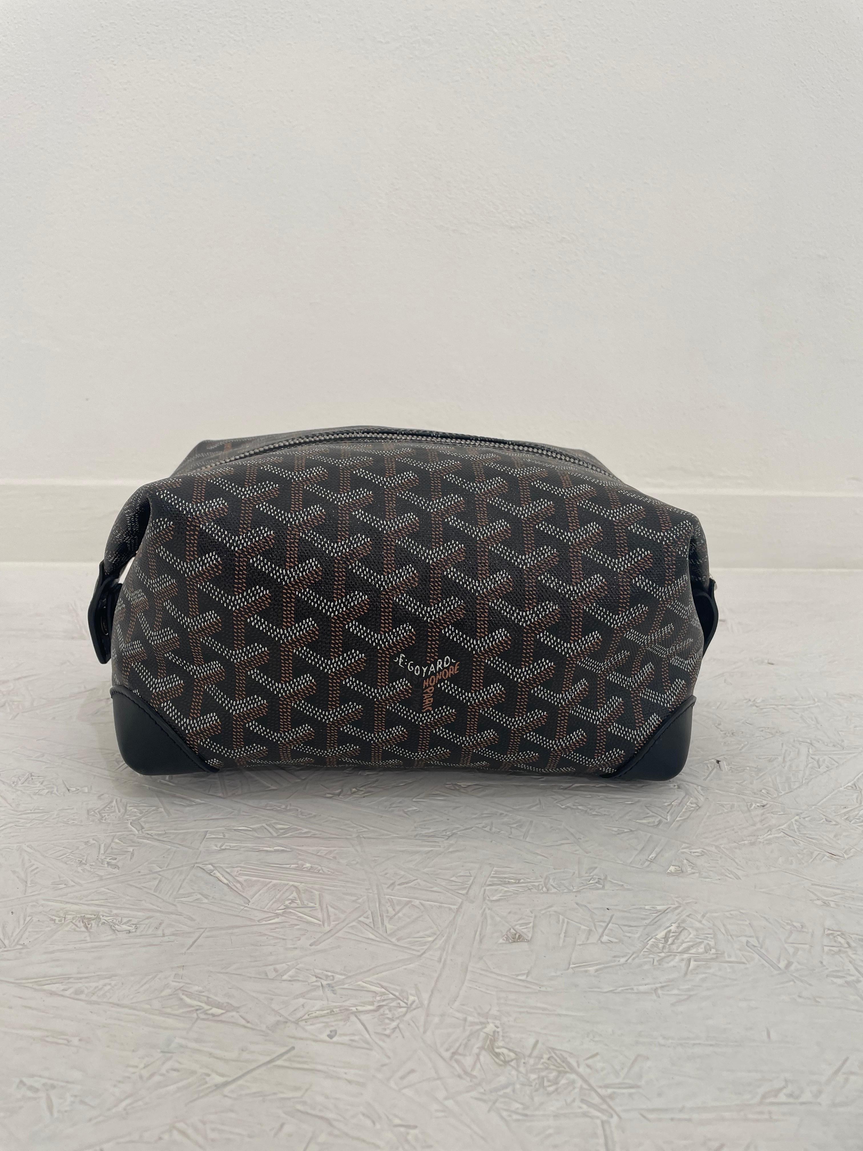 Black Beauty Goyard with classic pattern and black leather details