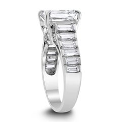 Beauvince 3.20 I VVS2 Emerald Cut GIA Certified Engagement Ring in White Gold