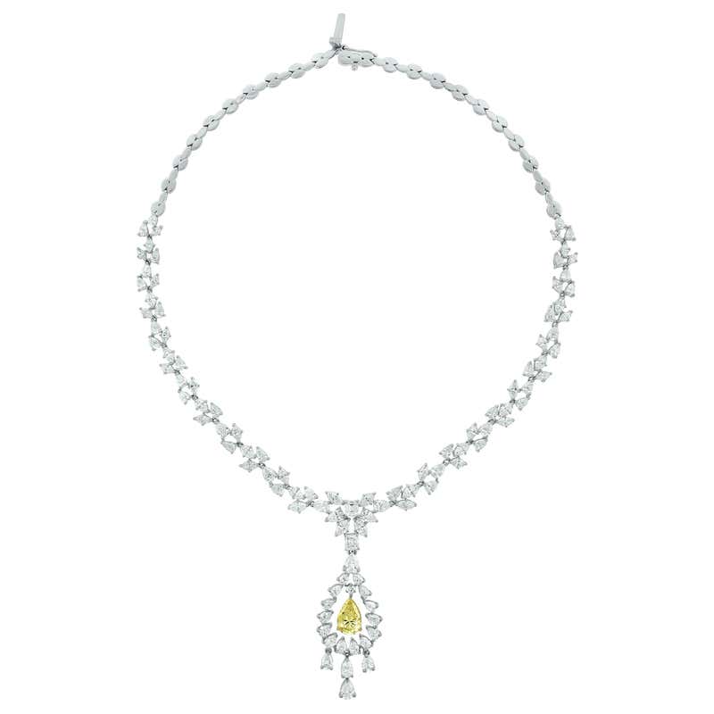 Beauvince Ariana Diamond Necklace, '17.76 Ct Diamonds', in Gold For ...