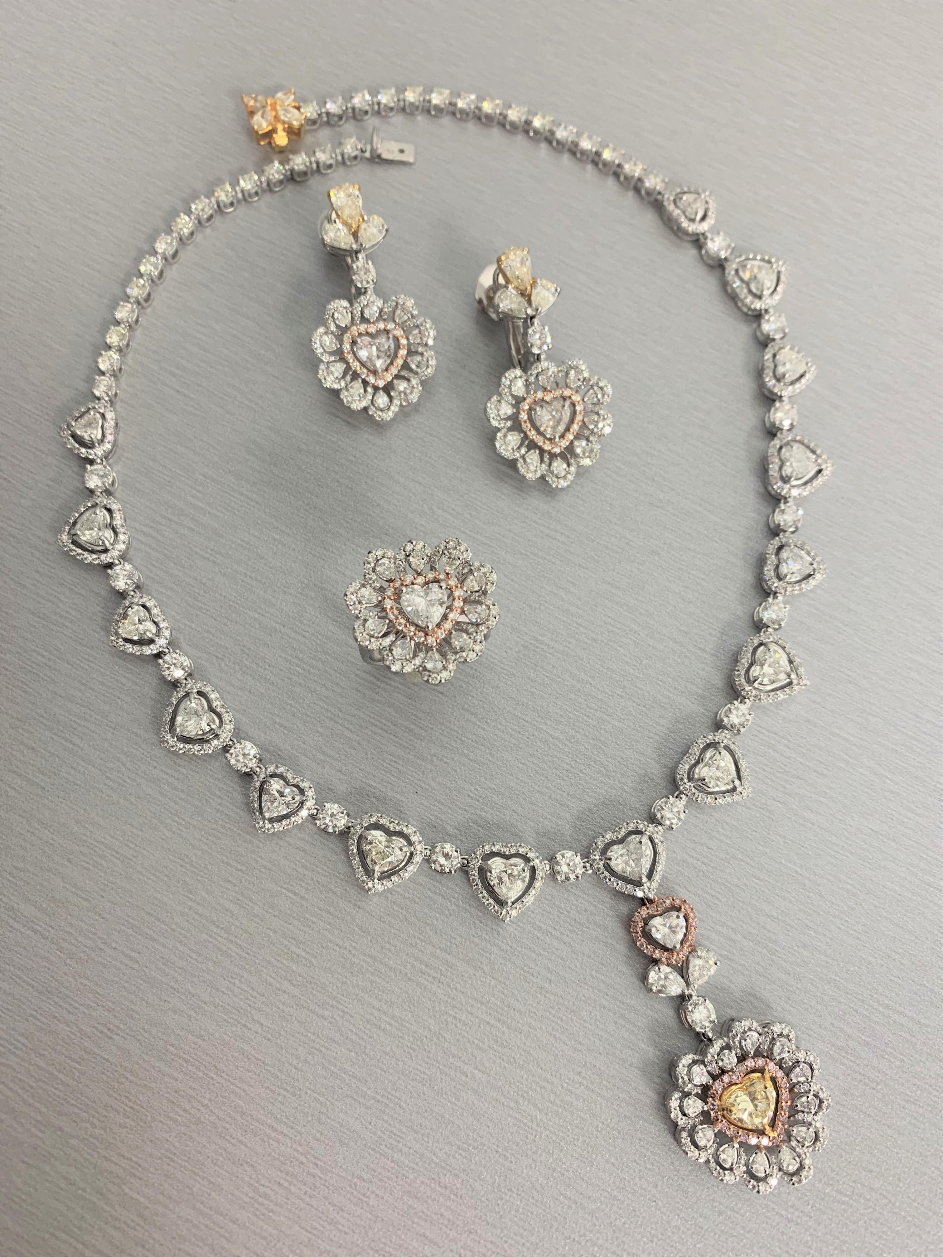 Beauvince Bague cocktail solitaire en or rose et blanc avec diamants en forme de cœur Pour femmes en vente