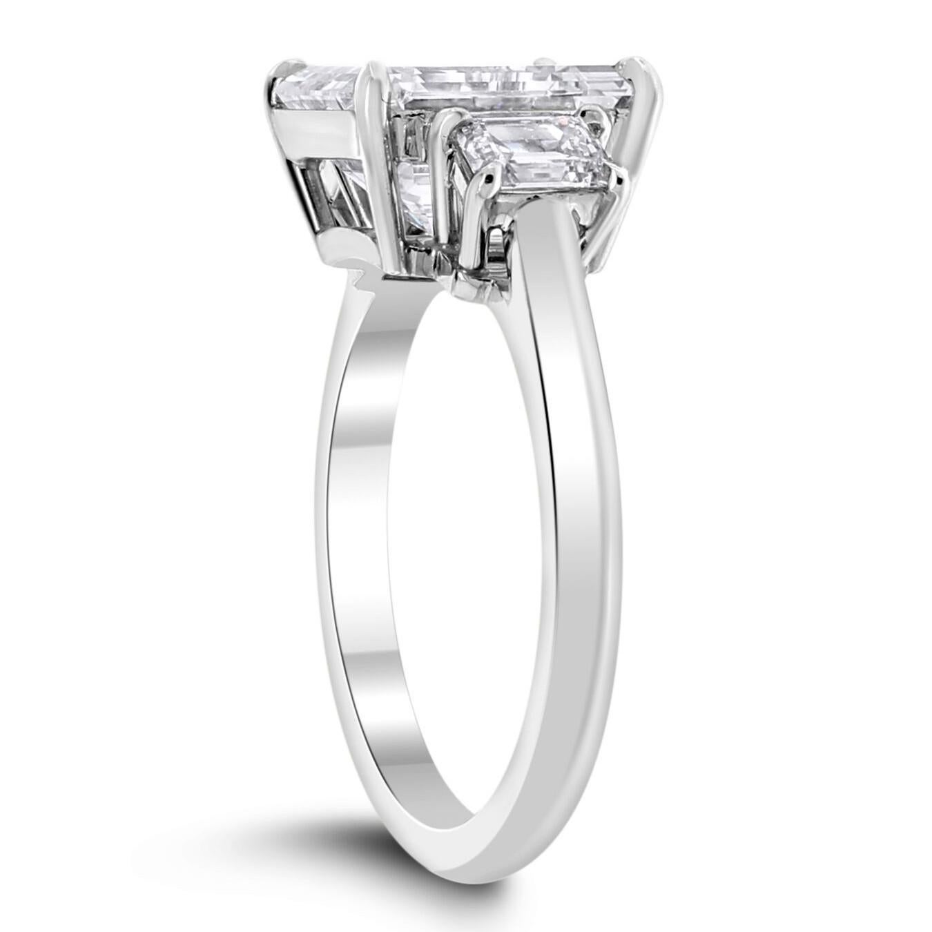 Beauvince Ariel 3 Stone Ring (5.82 ct Emerald Cut IVVS2 IGI Diamond) in Platinum In New Condition For Sale In New York, NY