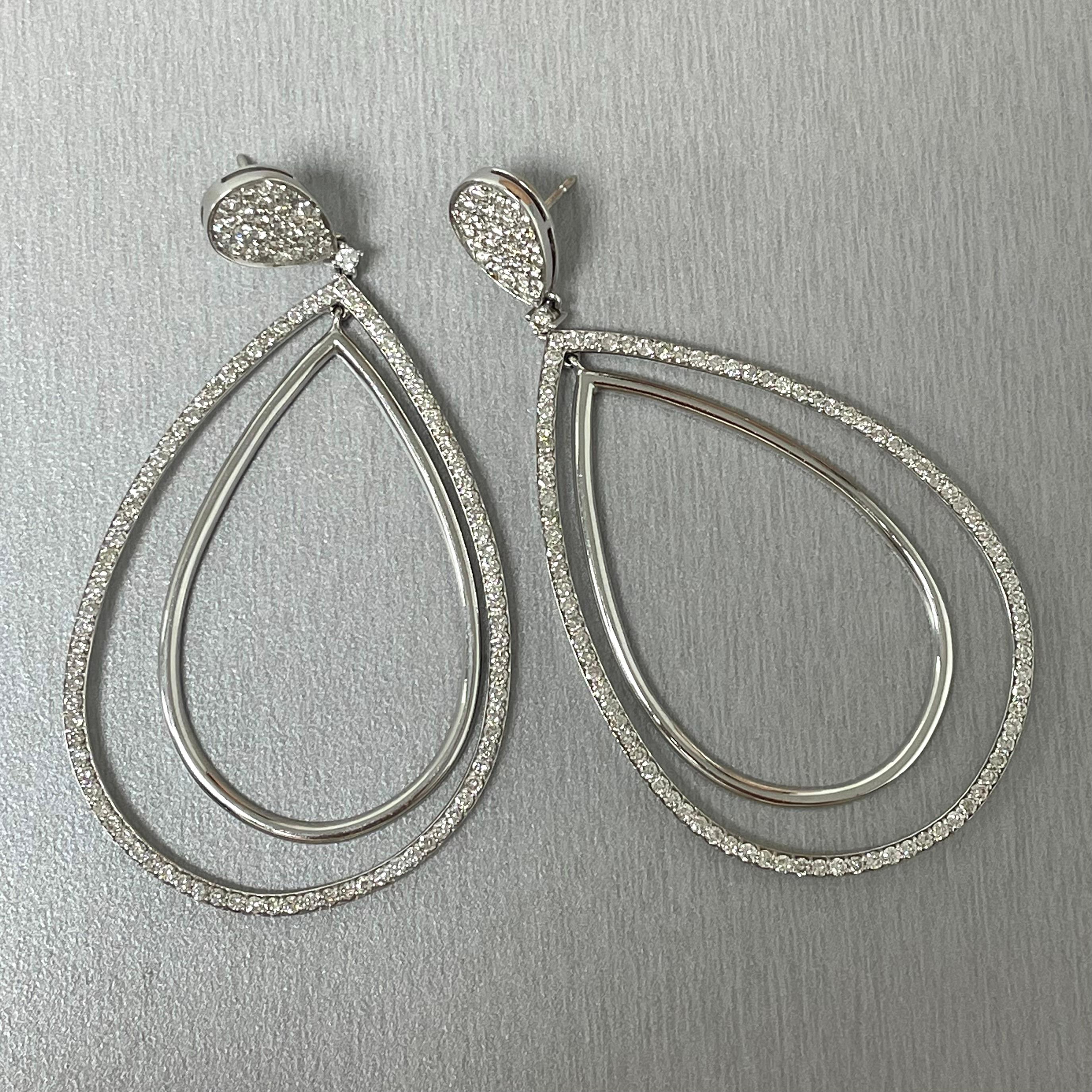 Taille ronde Boucles d'oreilles Beauvince en or blanc avec diamants de 1,45 carat en vente