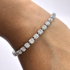 Beauvince Classic Bracelet (9.99 ct Diamonds) in Platinum