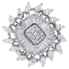 Beauvince Czarina, bague en or blanc avec diamants de 2,50 carats