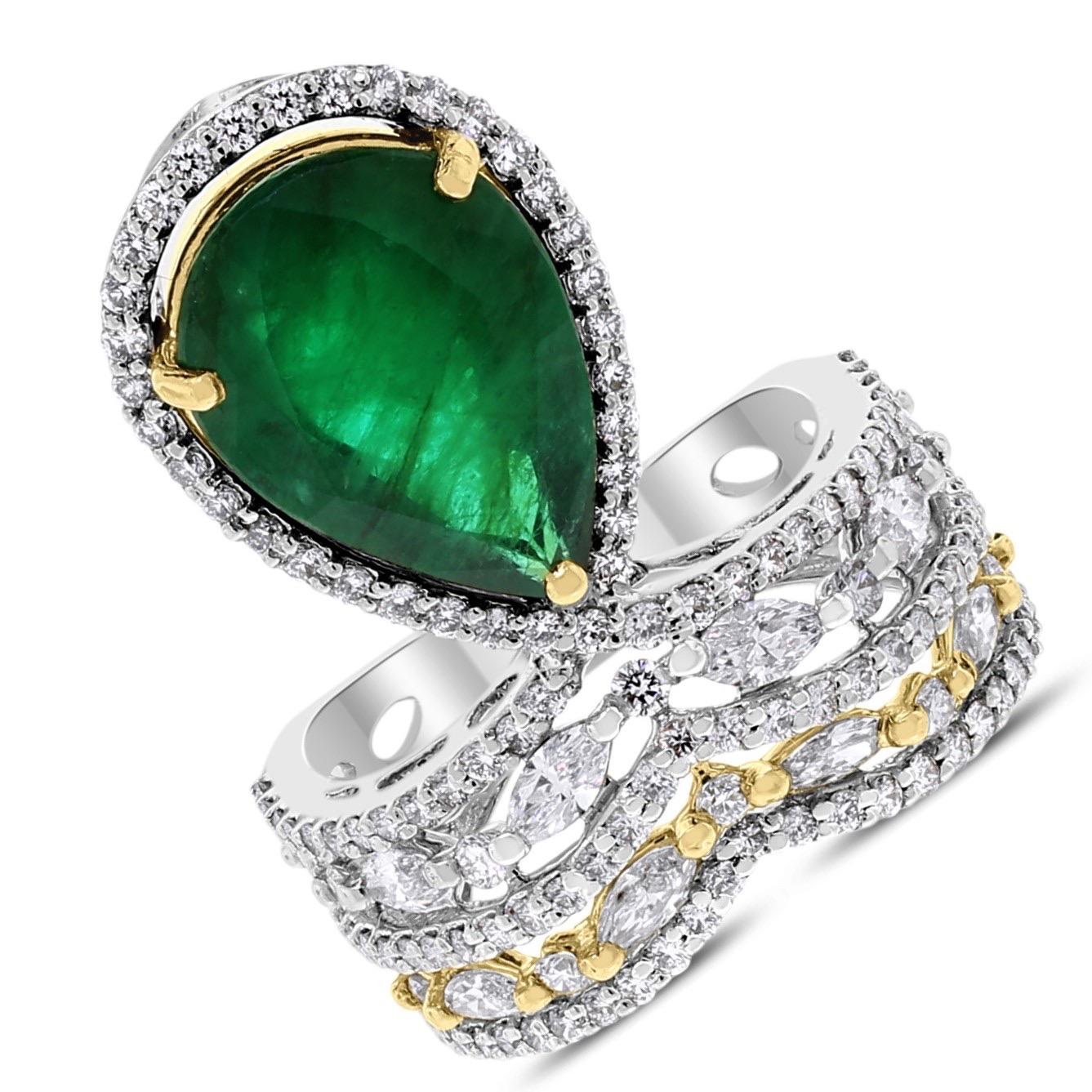 Beauvince Danya Ring (6.83 cts Emerald & Diamonds) in Gold In New Condition For Sale In New York, NY