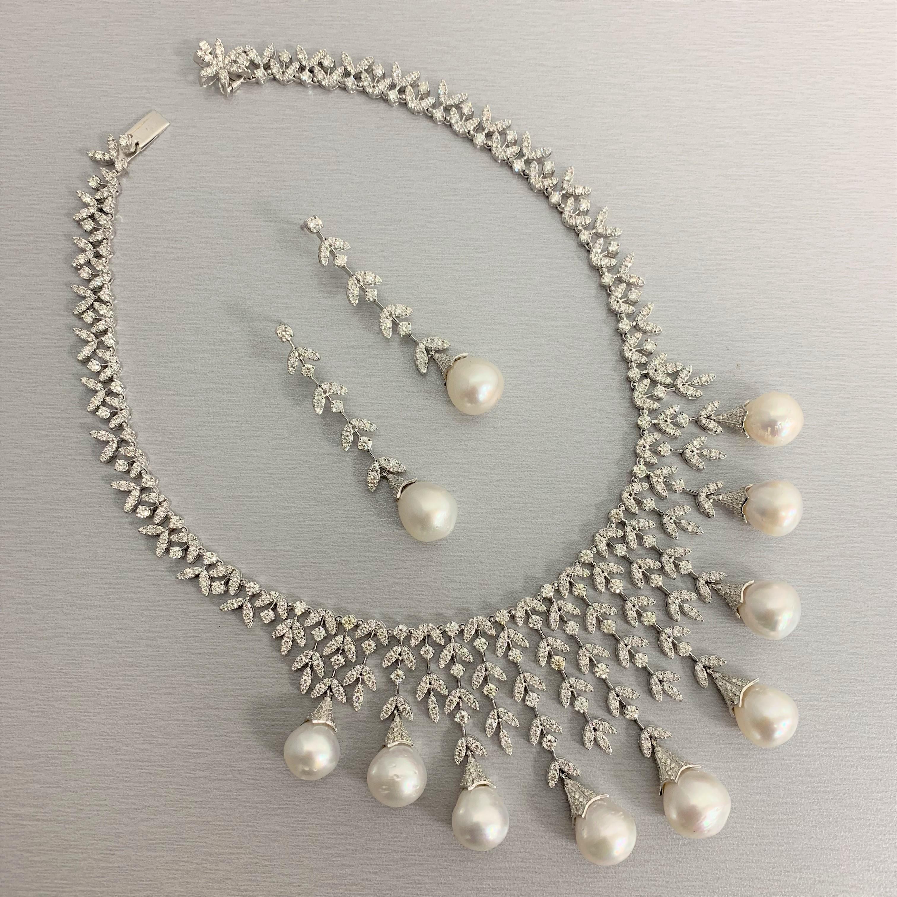Beauvince Diamond and South Sea Pearls Necklace and Earrings Suite in White Gold In New Condition For Sale In New York, NY