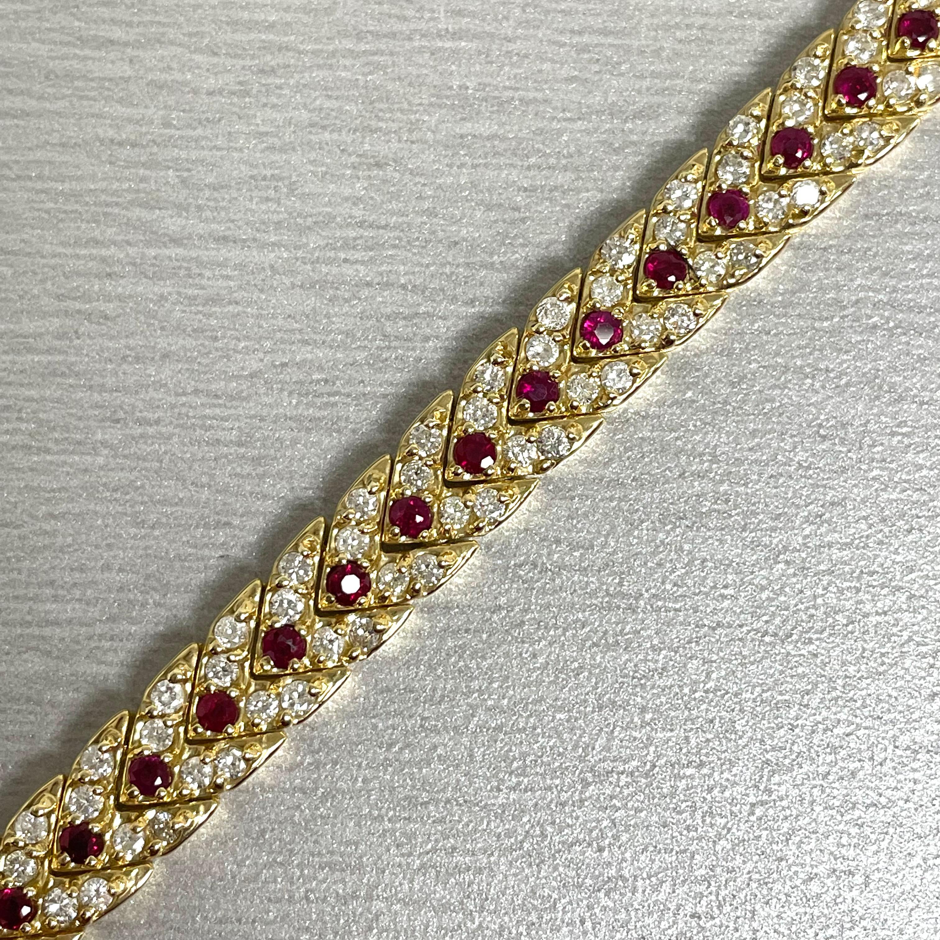 Contemporary Beauvince Directions Bracelet (4.38 ct Diamonds & Rubies) in Yellow Gold For Sale